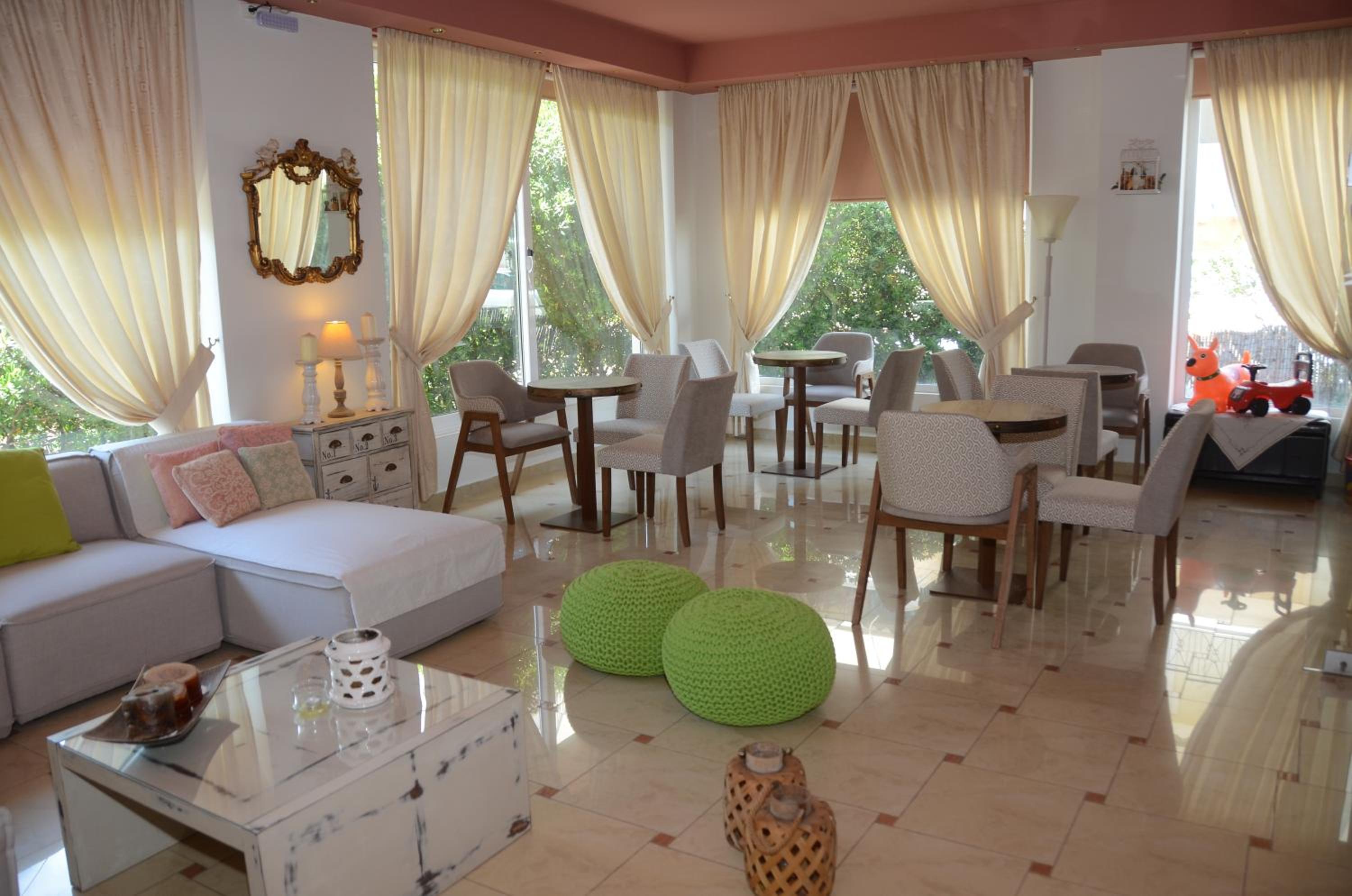 Loutraki Vacations - Ilion - Property Image 8