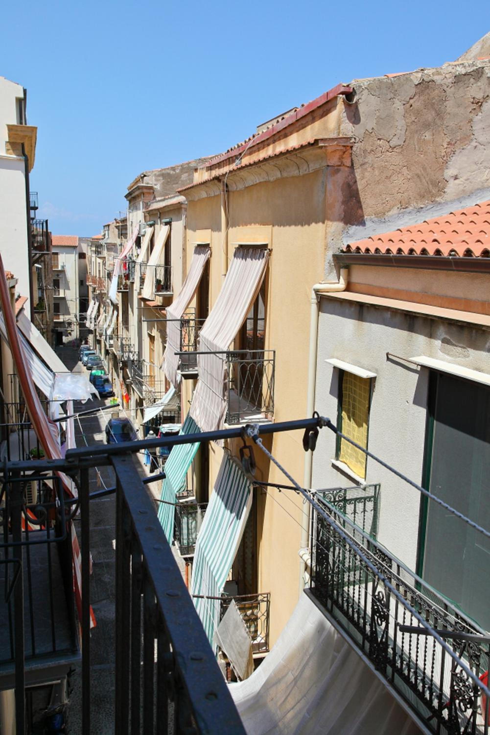 Porto Salvo Apartments - by Vacation Service view 4