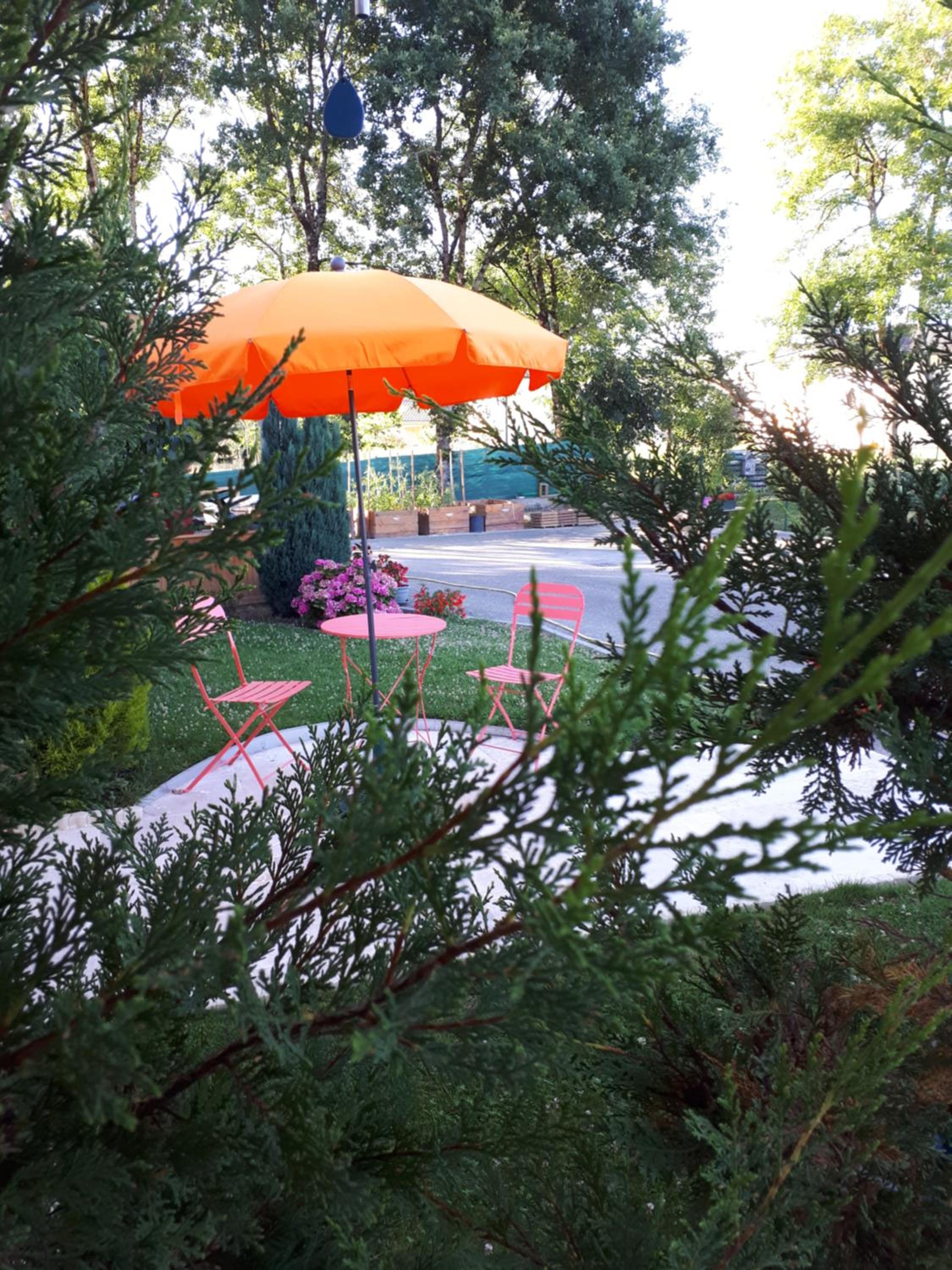 Photo 6