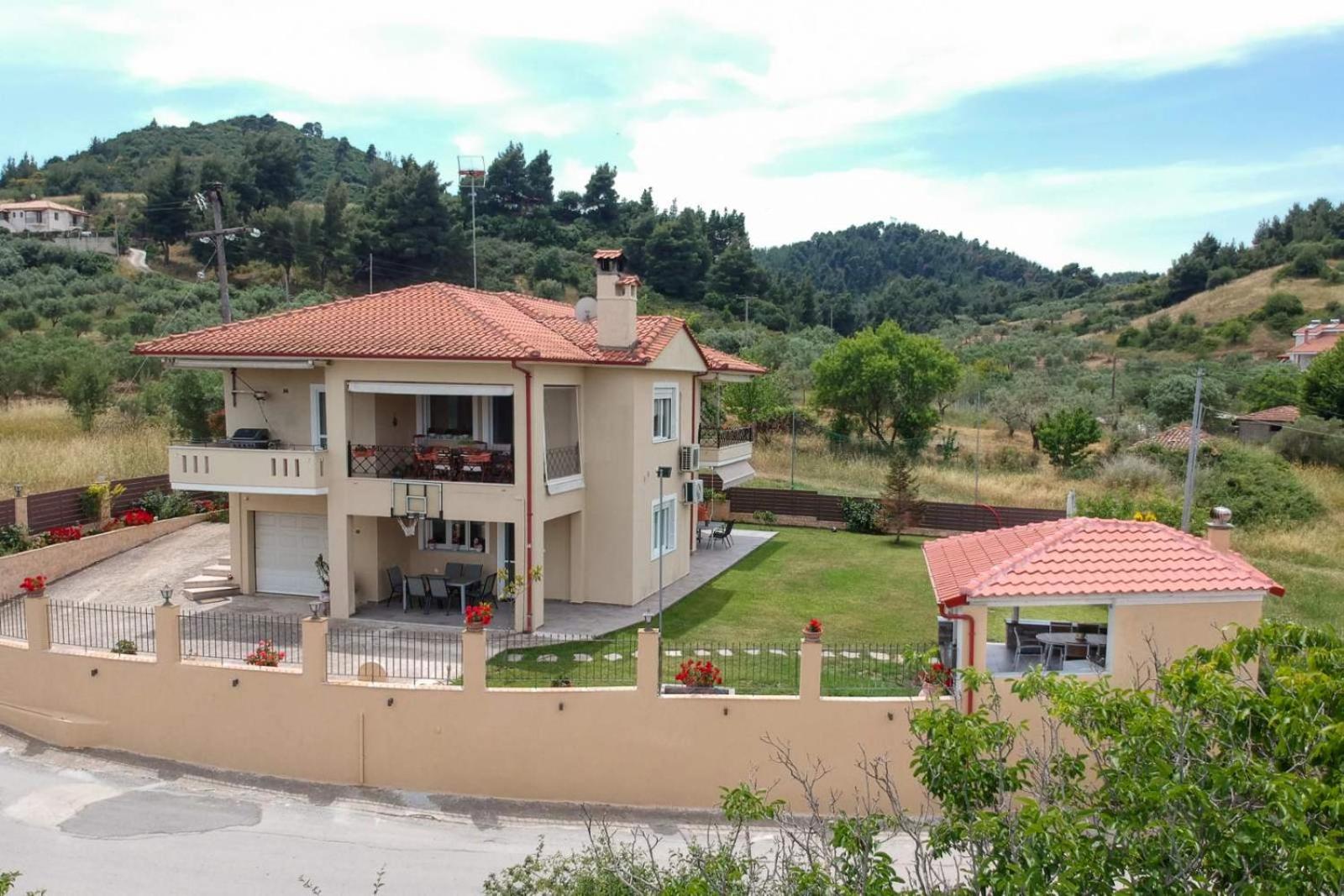 Melody Apartments