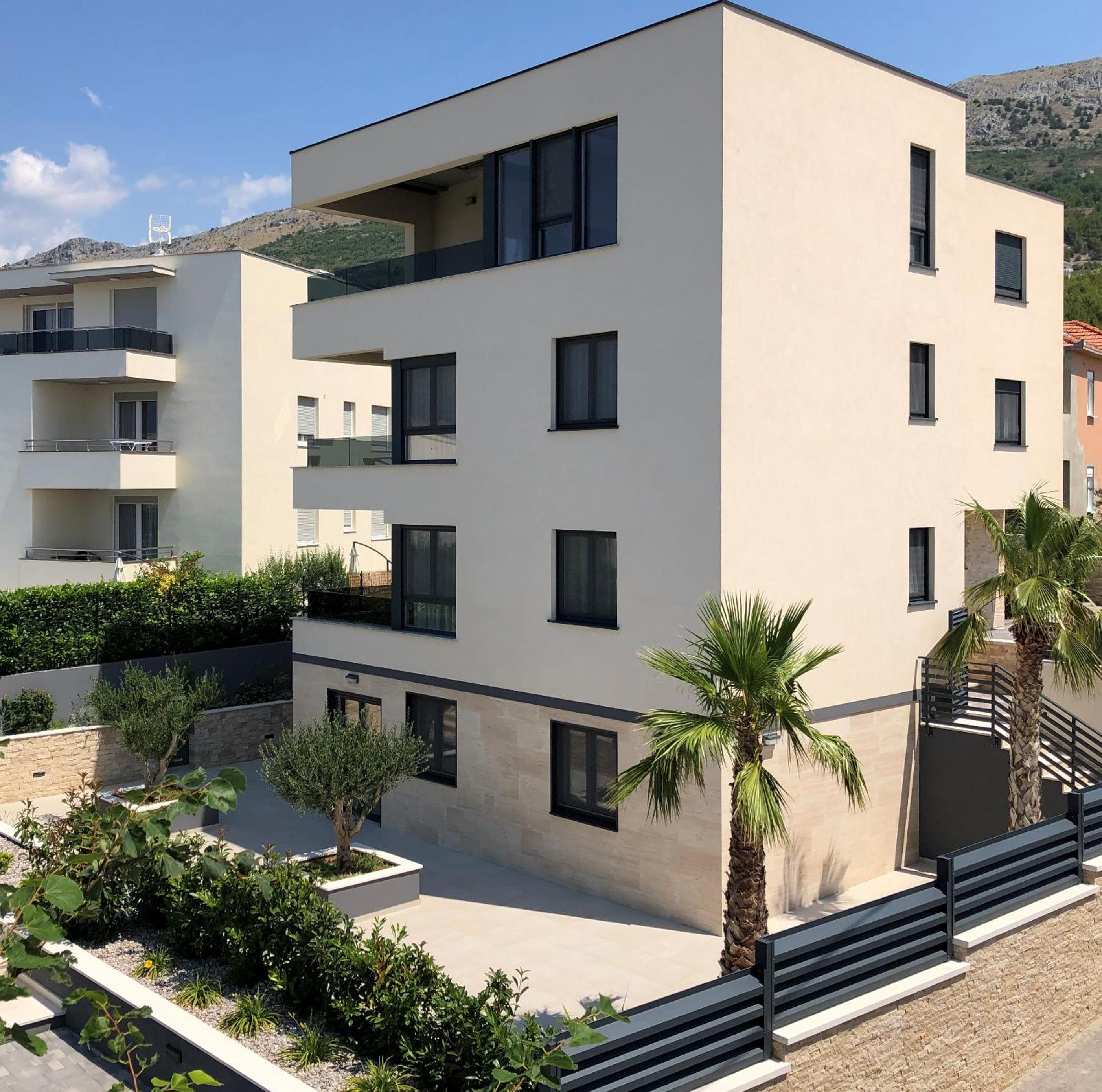 Apartments Villa 19 view 2