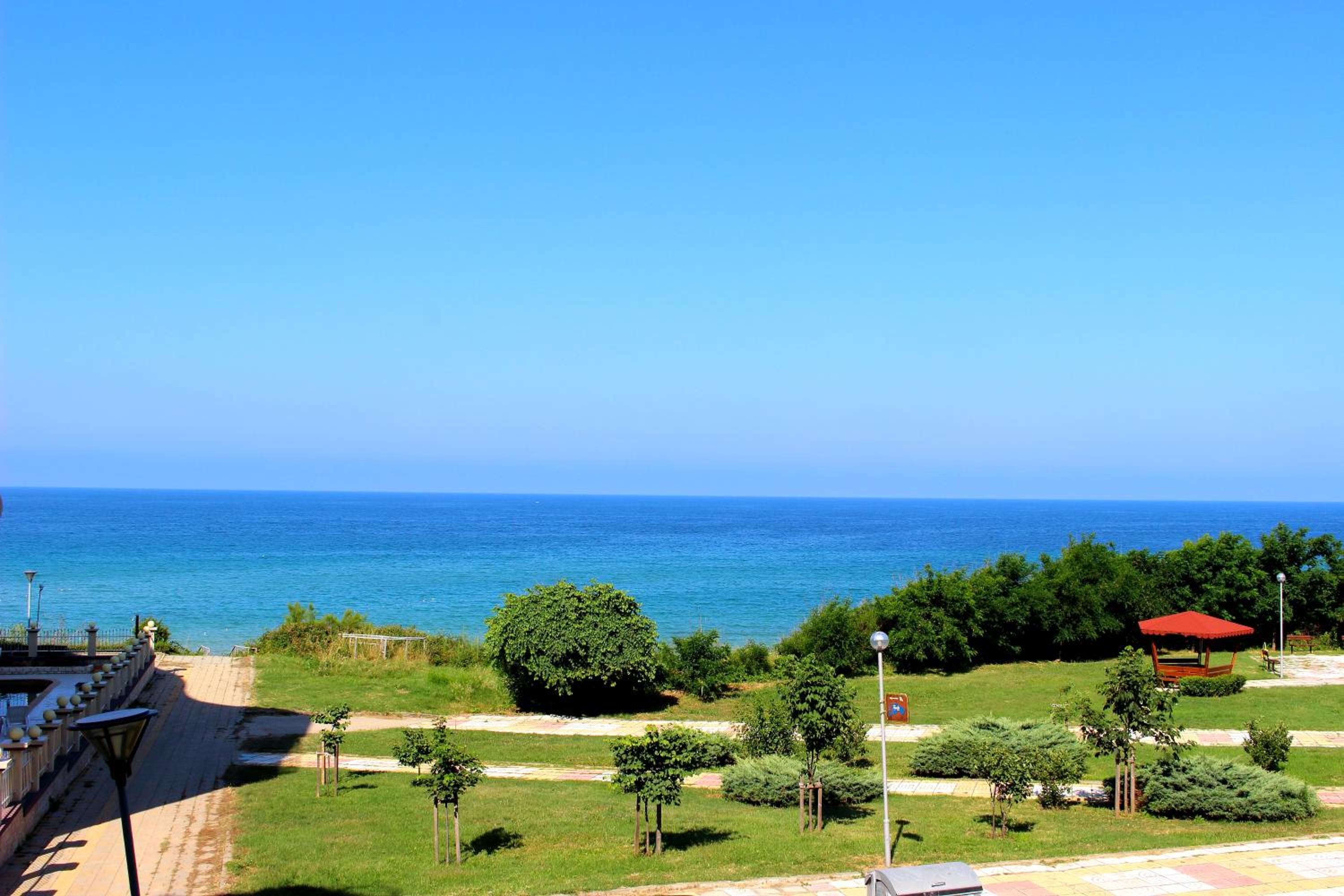 Marinovi Guest House