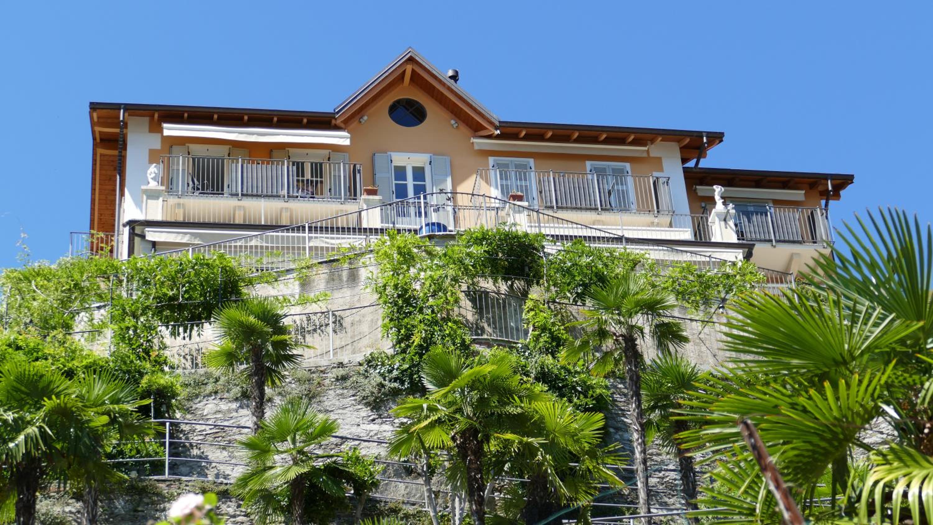 Villa Paradiso view 4