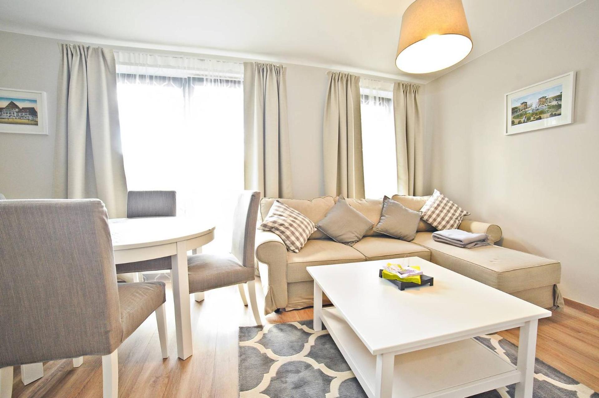 Deluxe Modern Apartment Victoria Residence by Grand Apartments