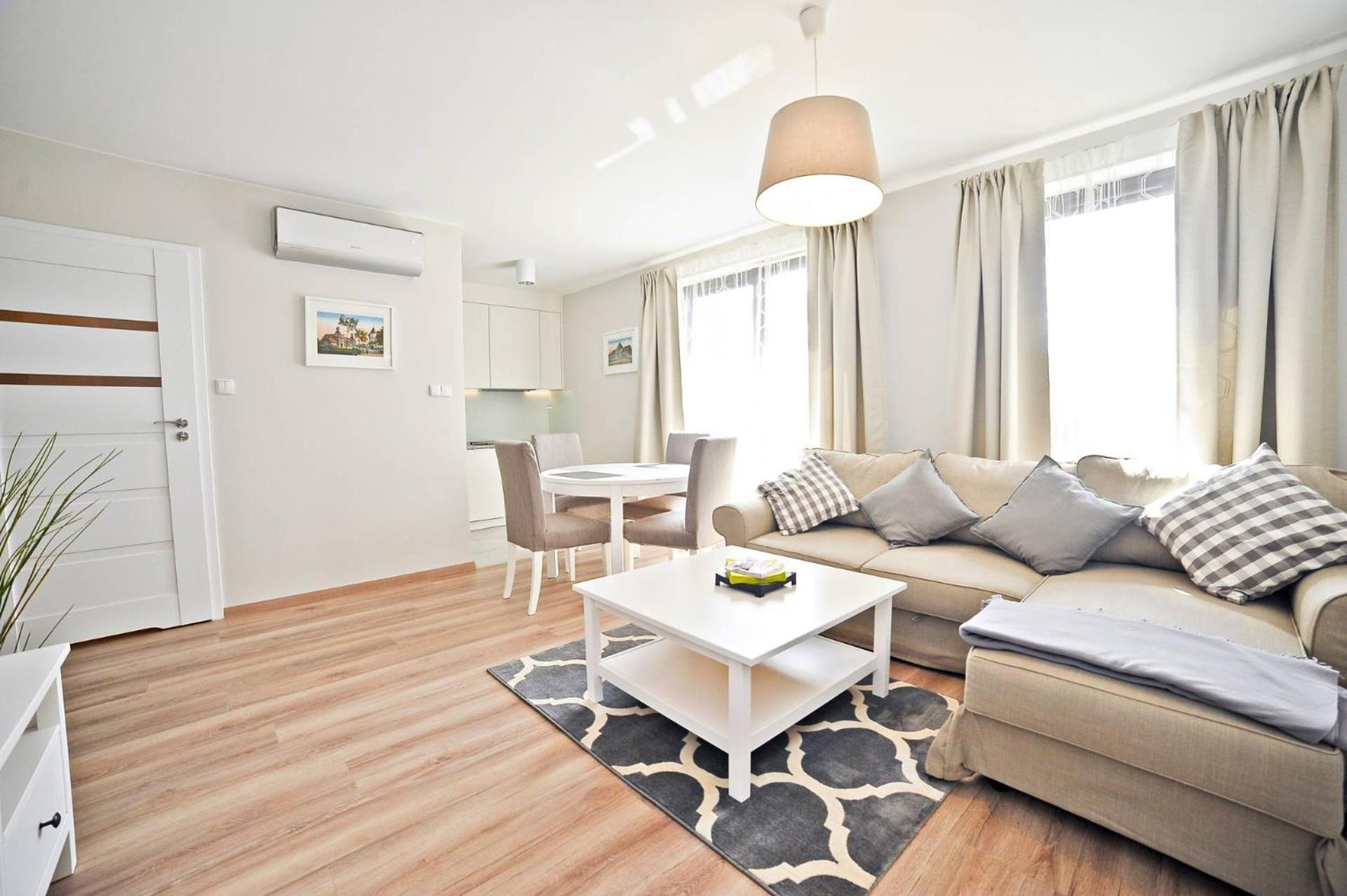 Deluxe Modern Apartment Victoria Residence by Grand Apartments