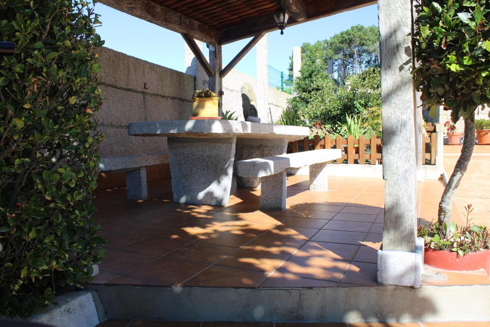 Photo 42