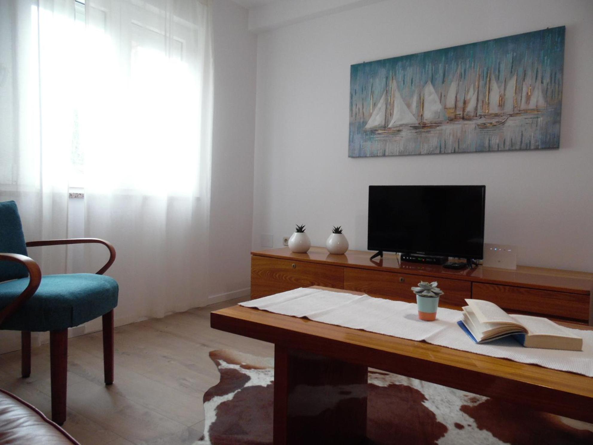 Apartment Lena view 5