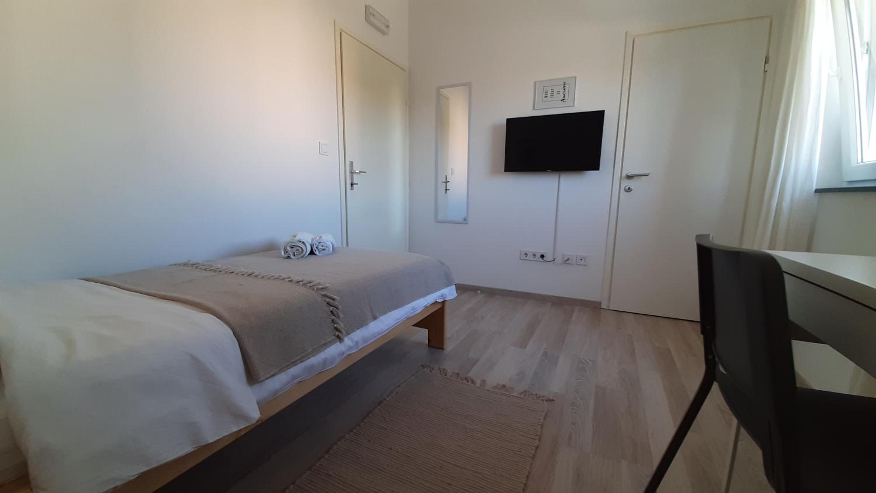 Posteja Rooms