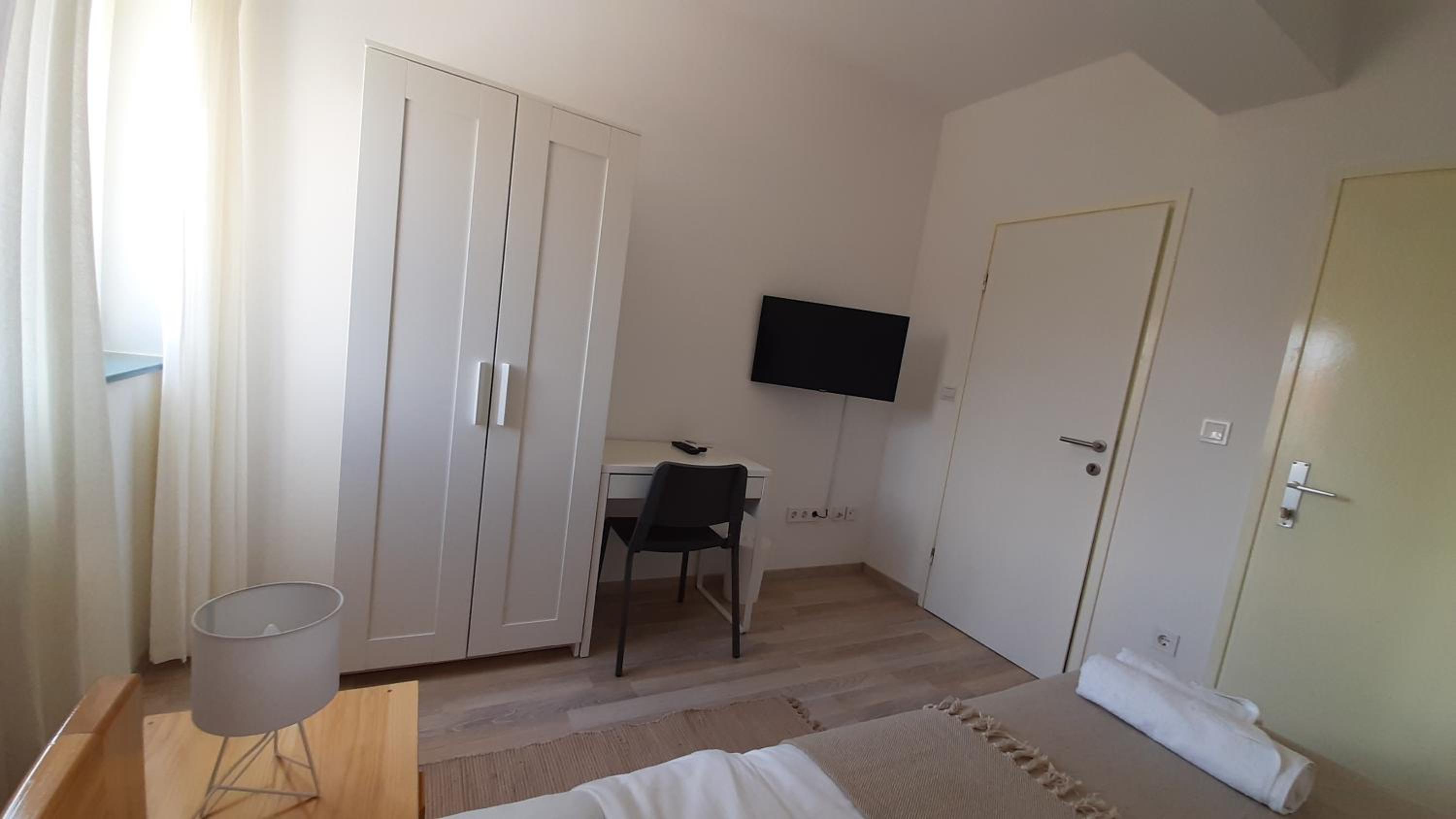 Posteja Rooms