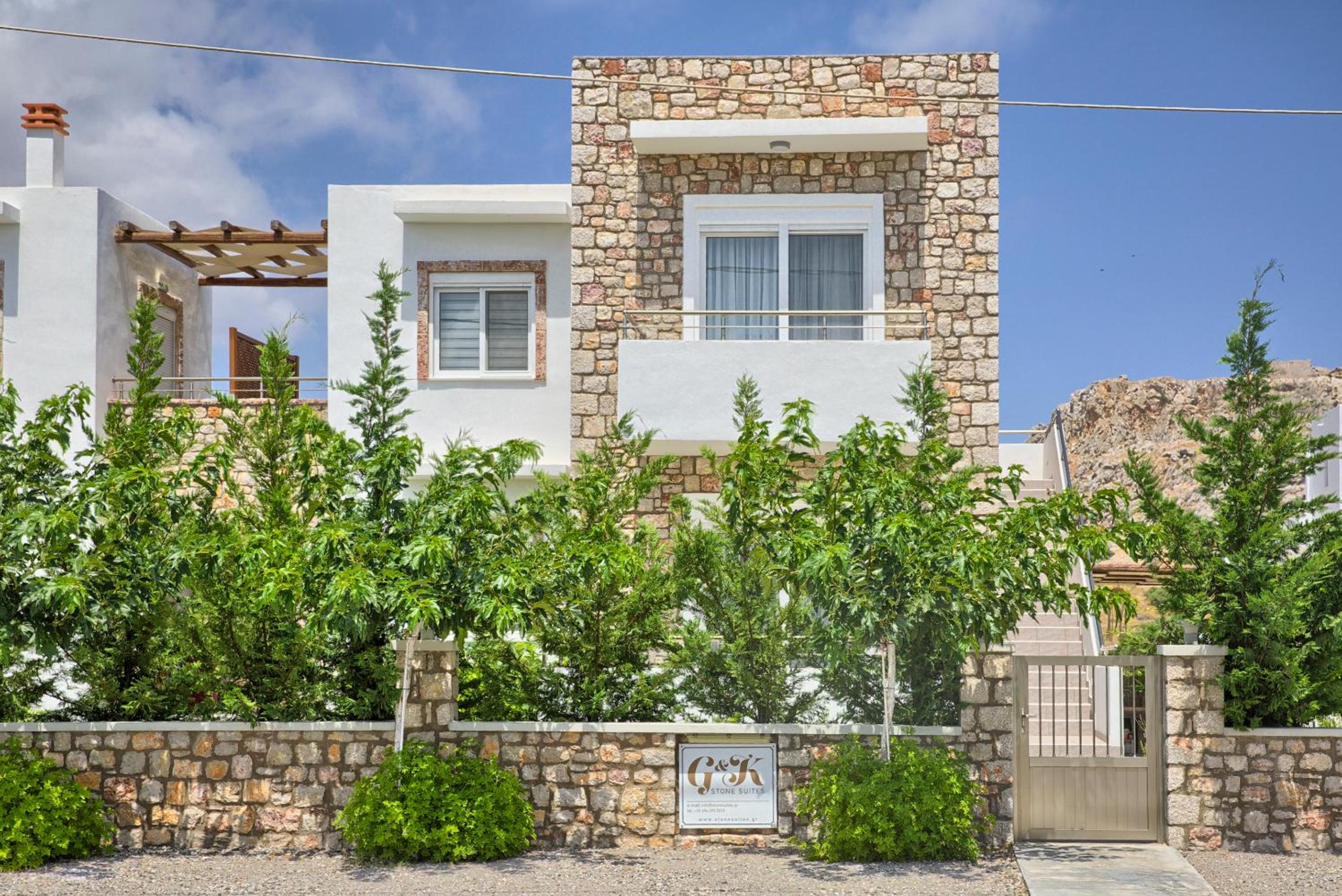 G&K Stone Suites
