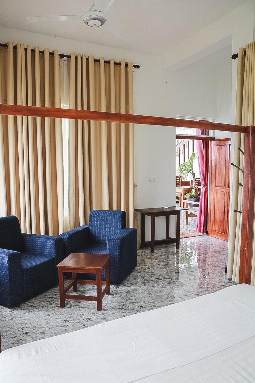 Sunset View Beach Hotel