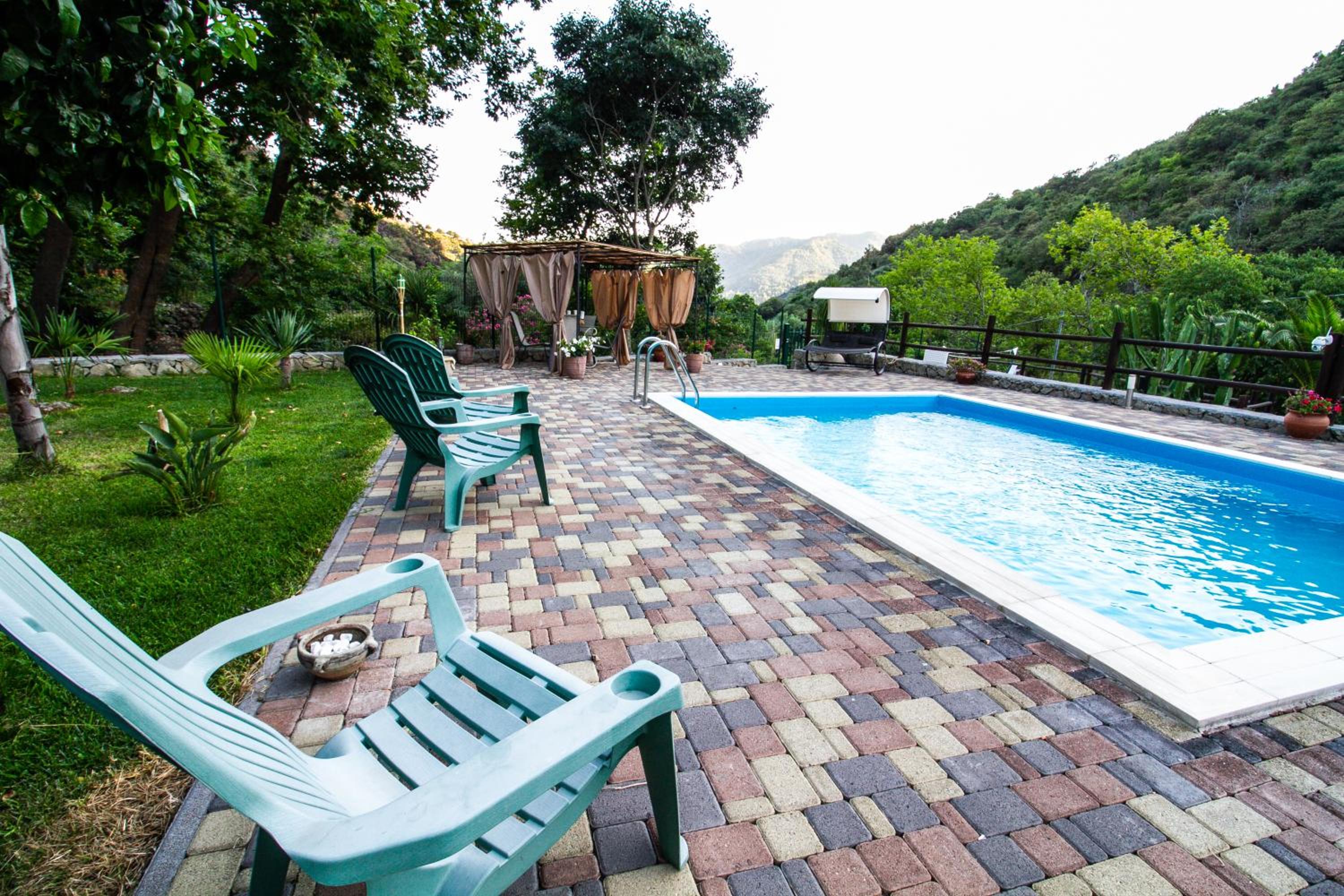 Le Muse Country House - Gole Alcantara view 5