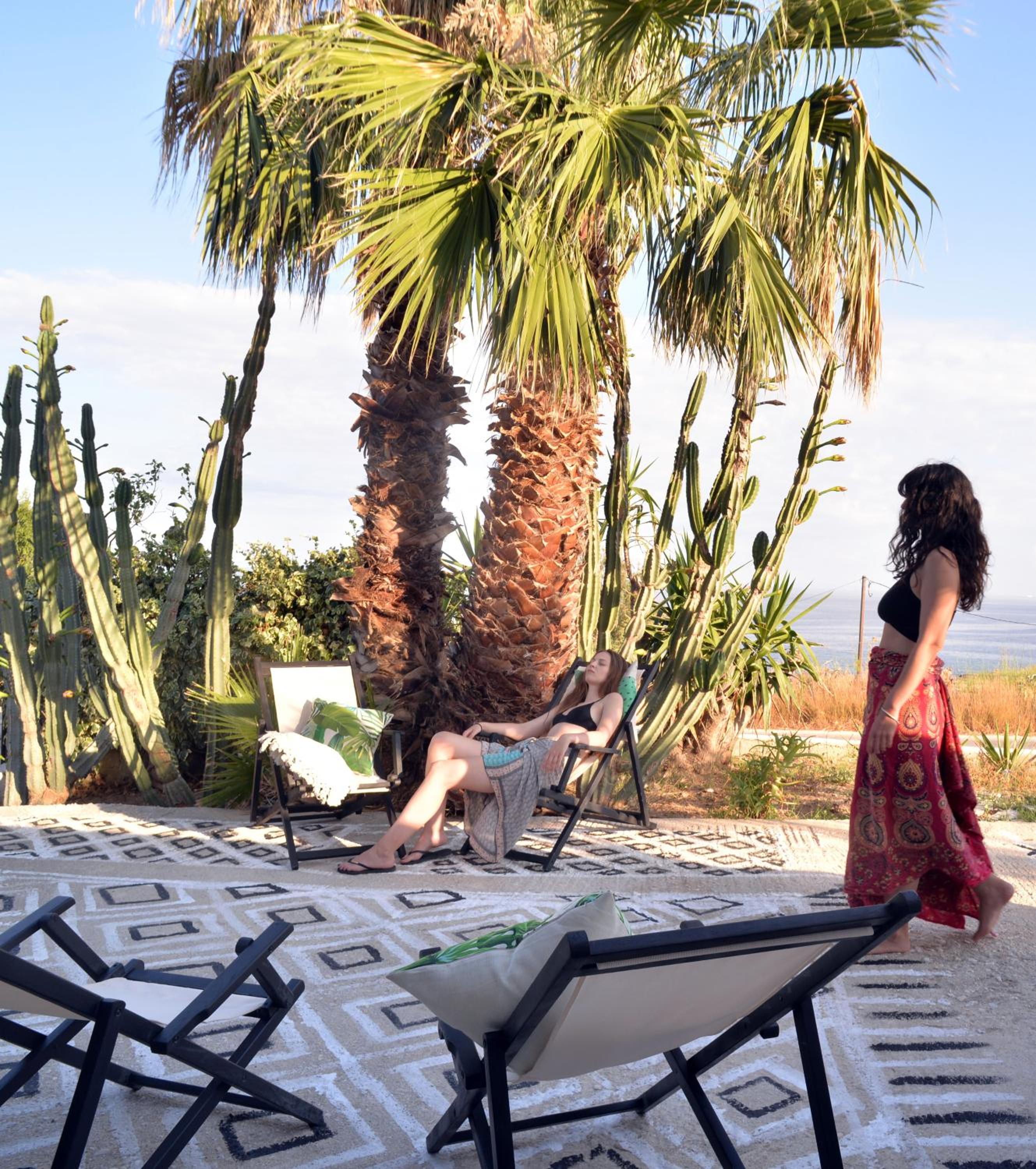Aloe Mare Suites