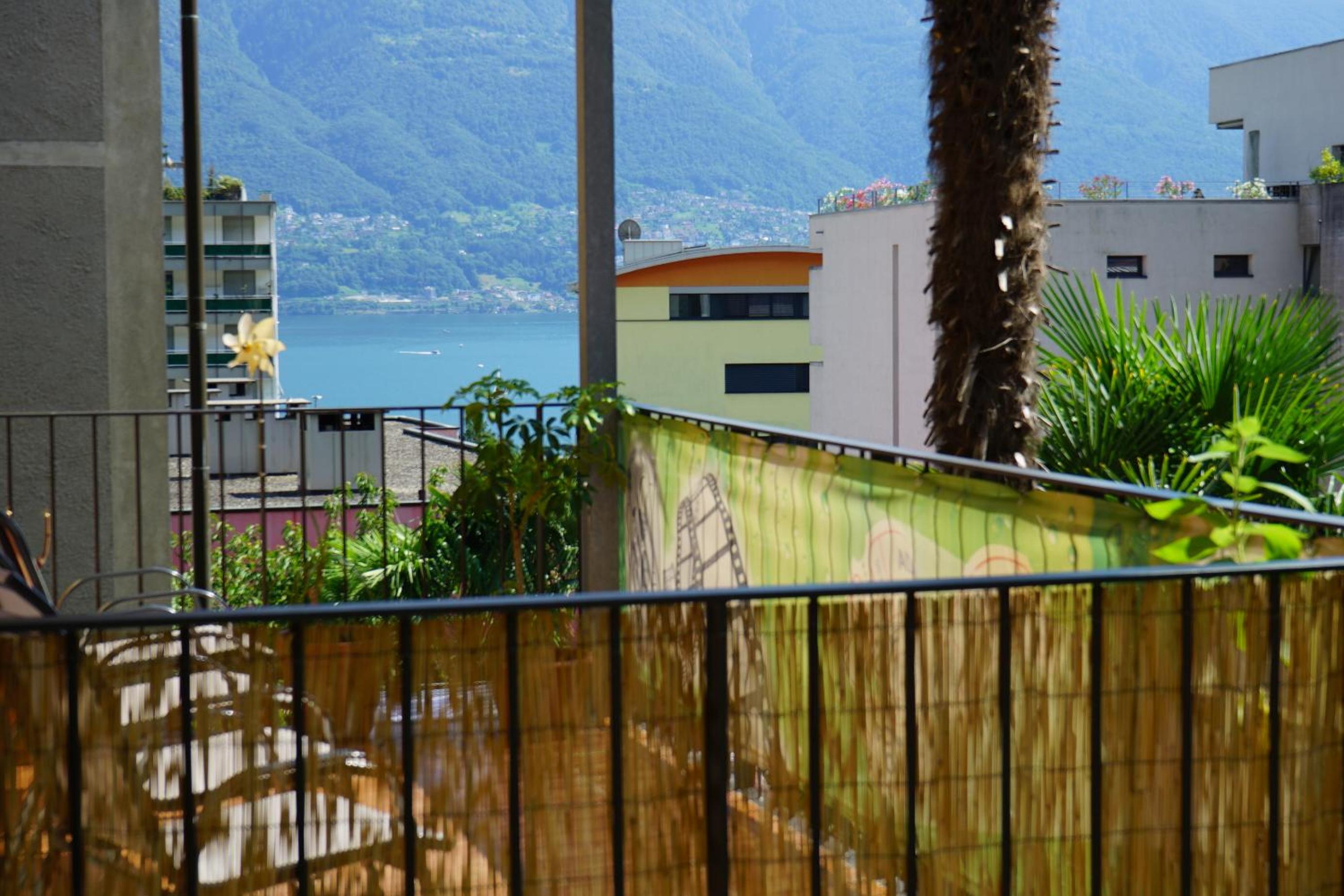 Baia del Re da joli e Amedeo Lago Maggiore view 4