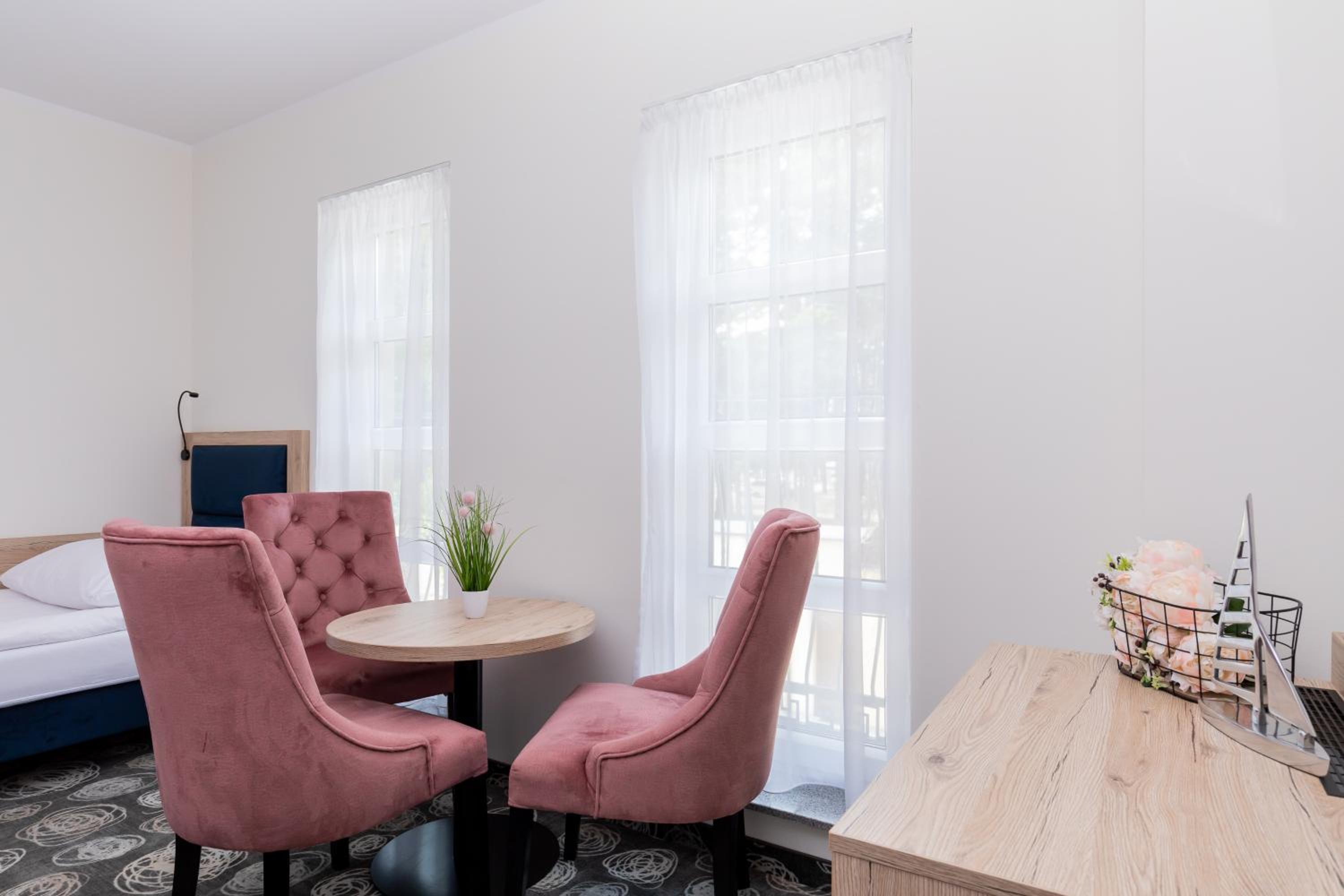 Photo 24