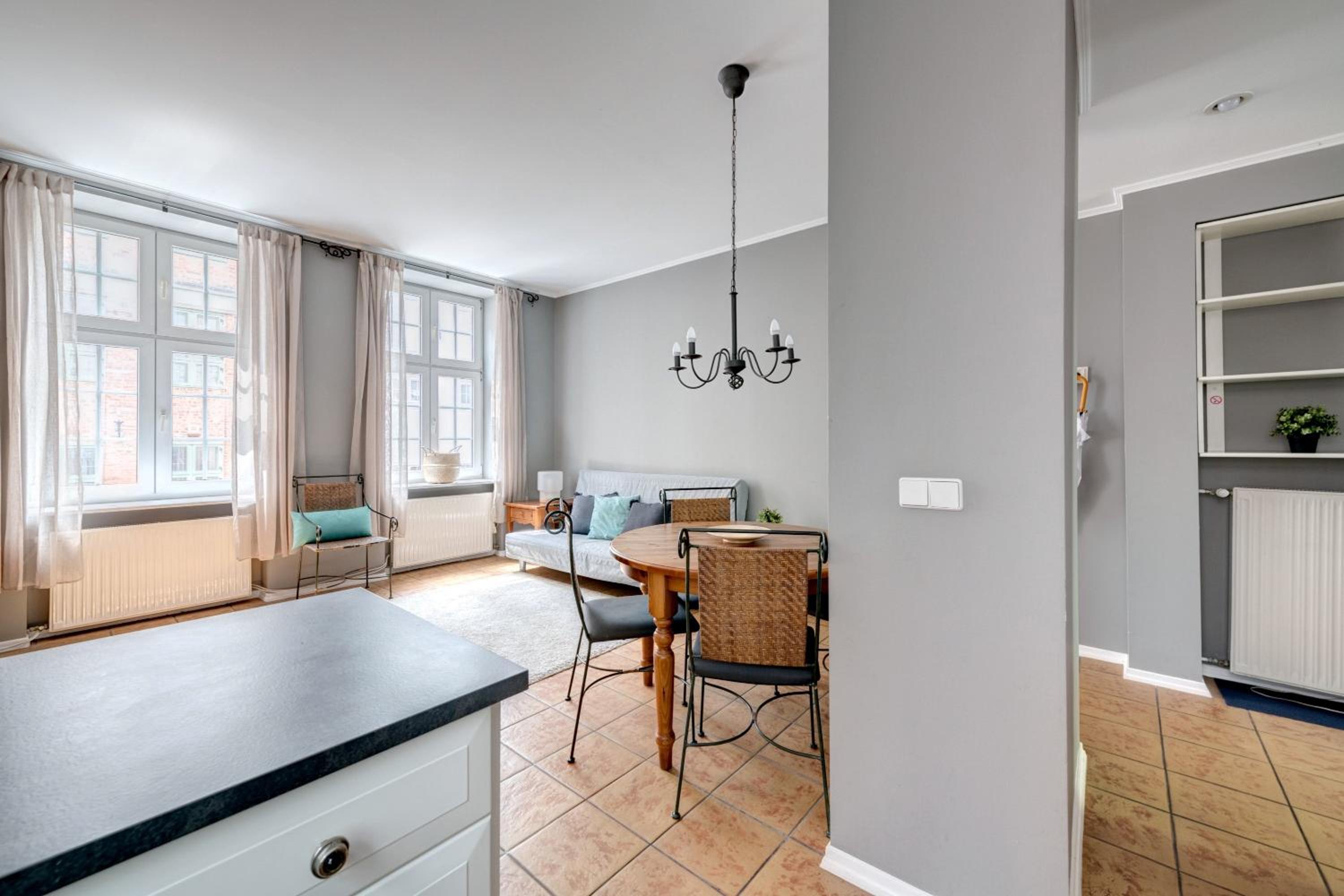 Mariacka Apartment Old Town Gdansk view 4