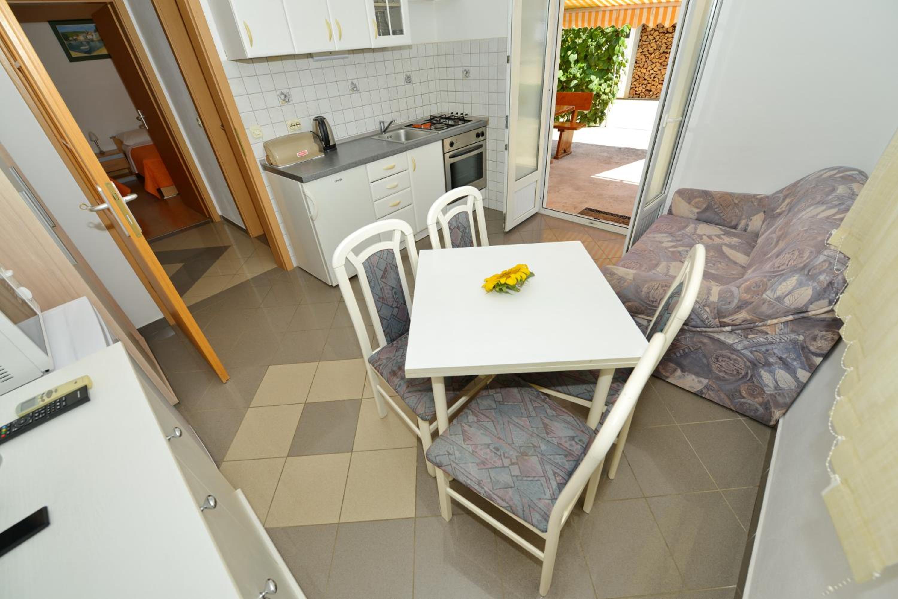 Photo 47