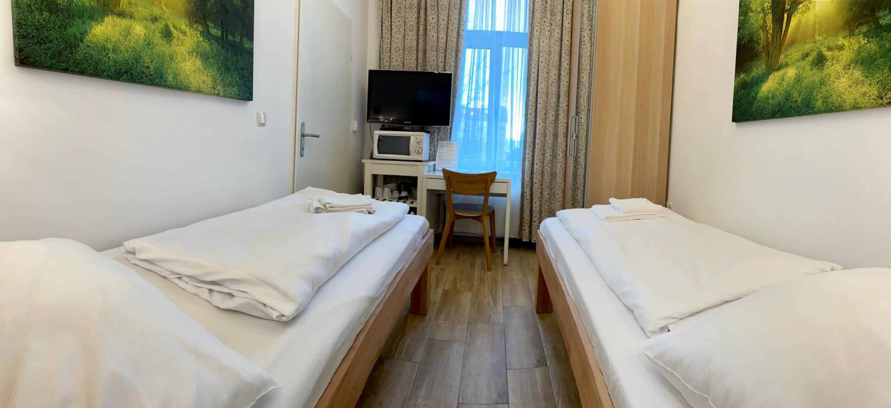 AJO Vienna Central Room - Contactless Check-in