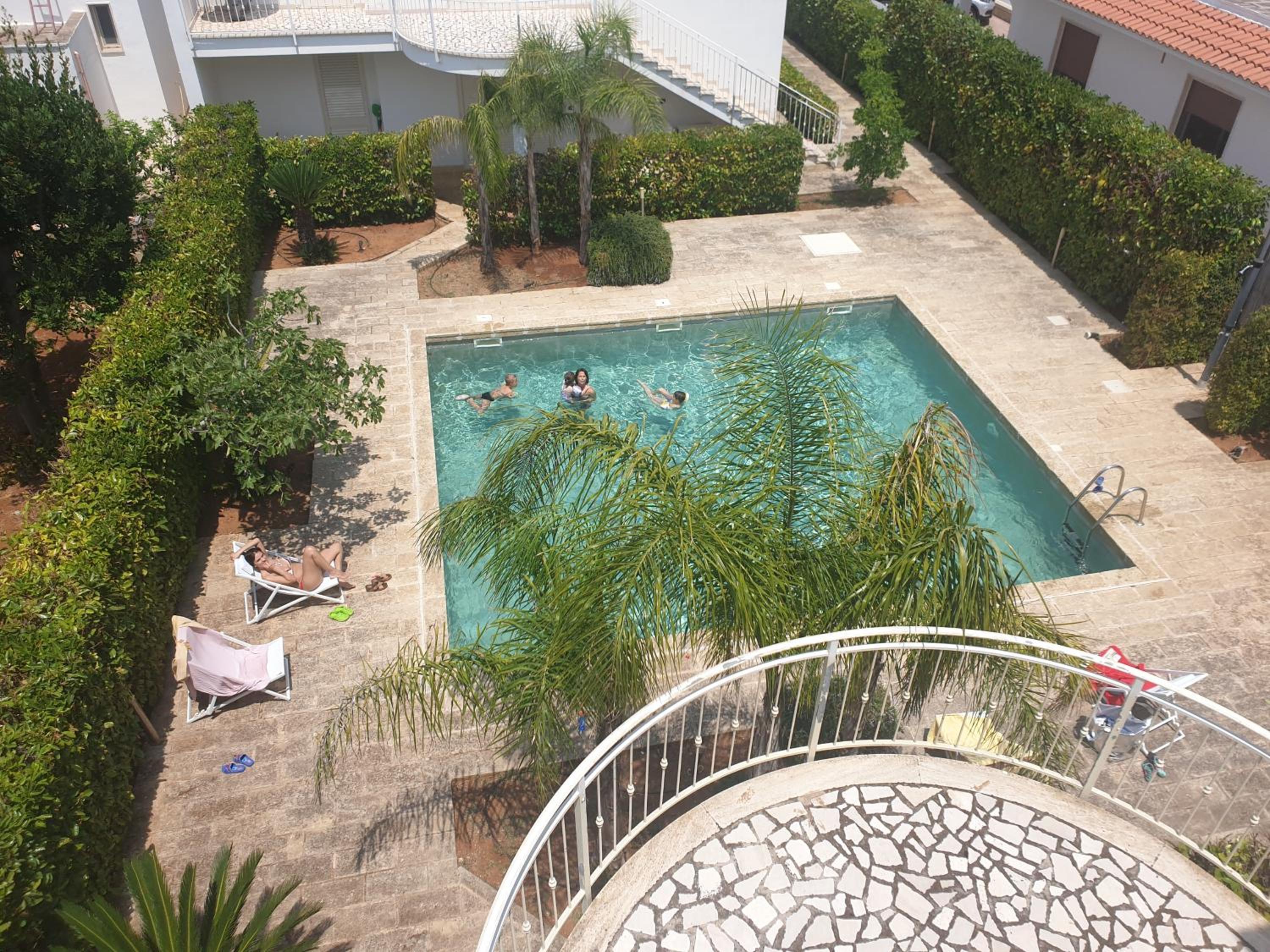 Photo 11