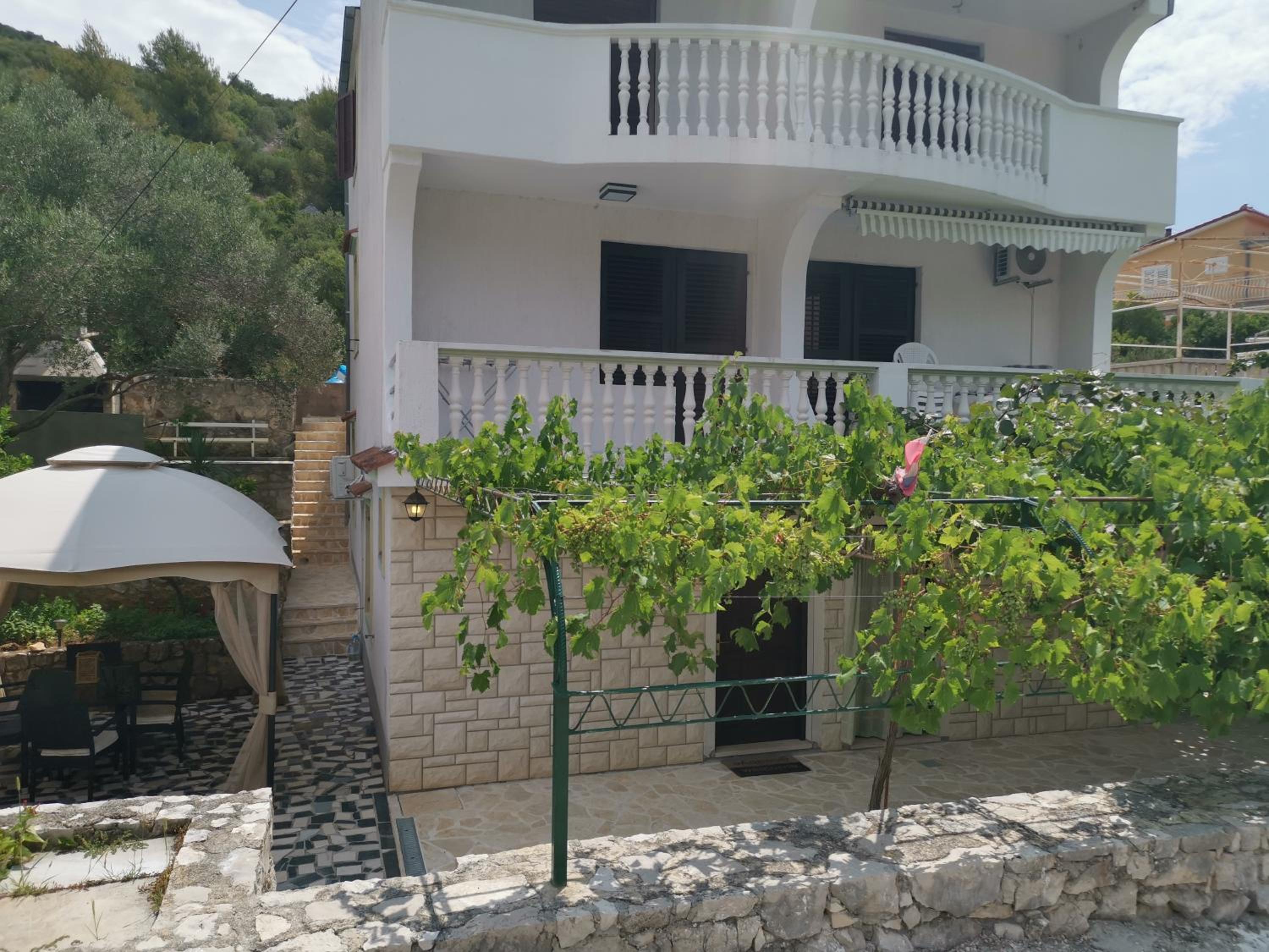 Apartment Ivan