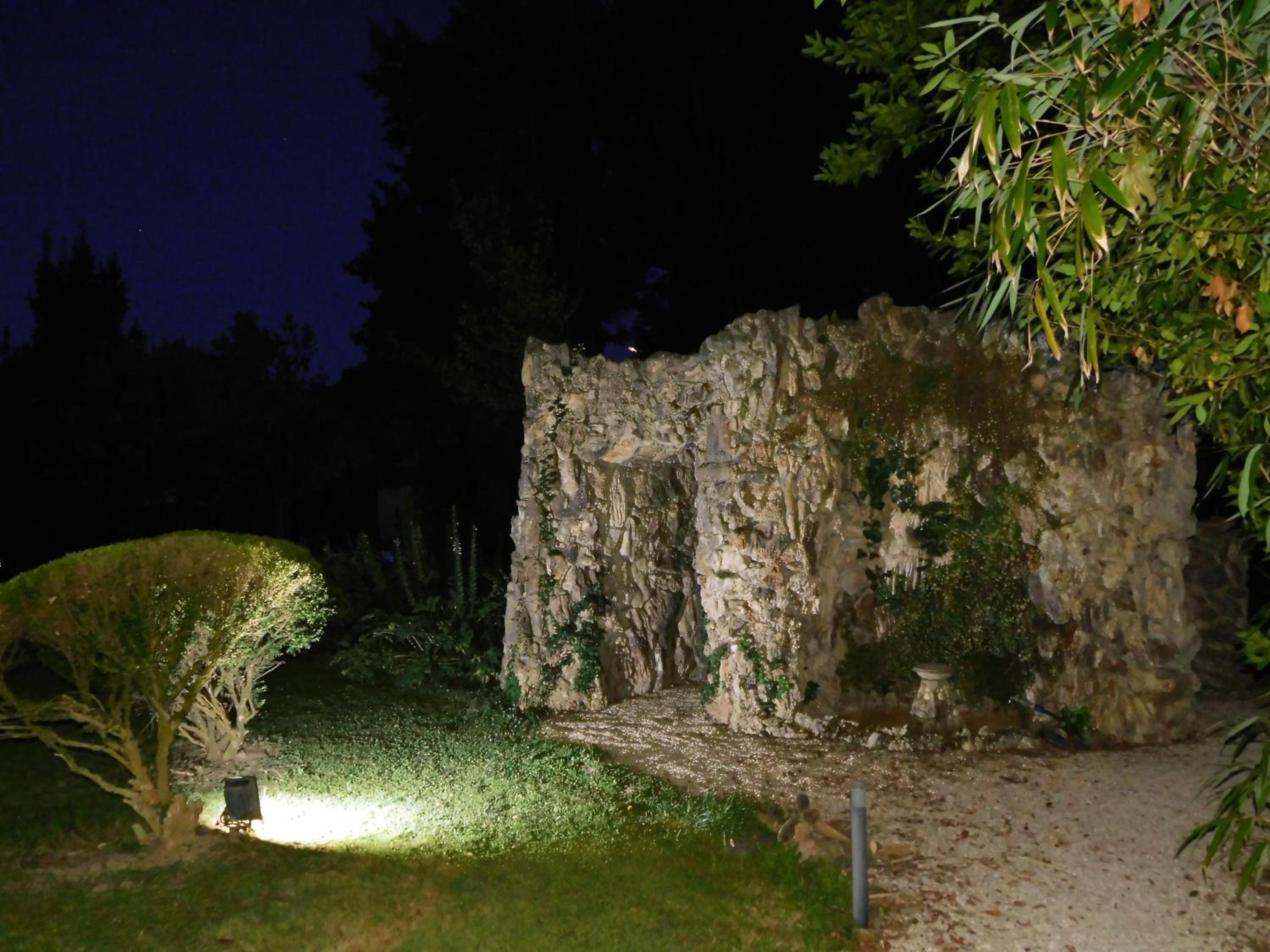 Photo 36