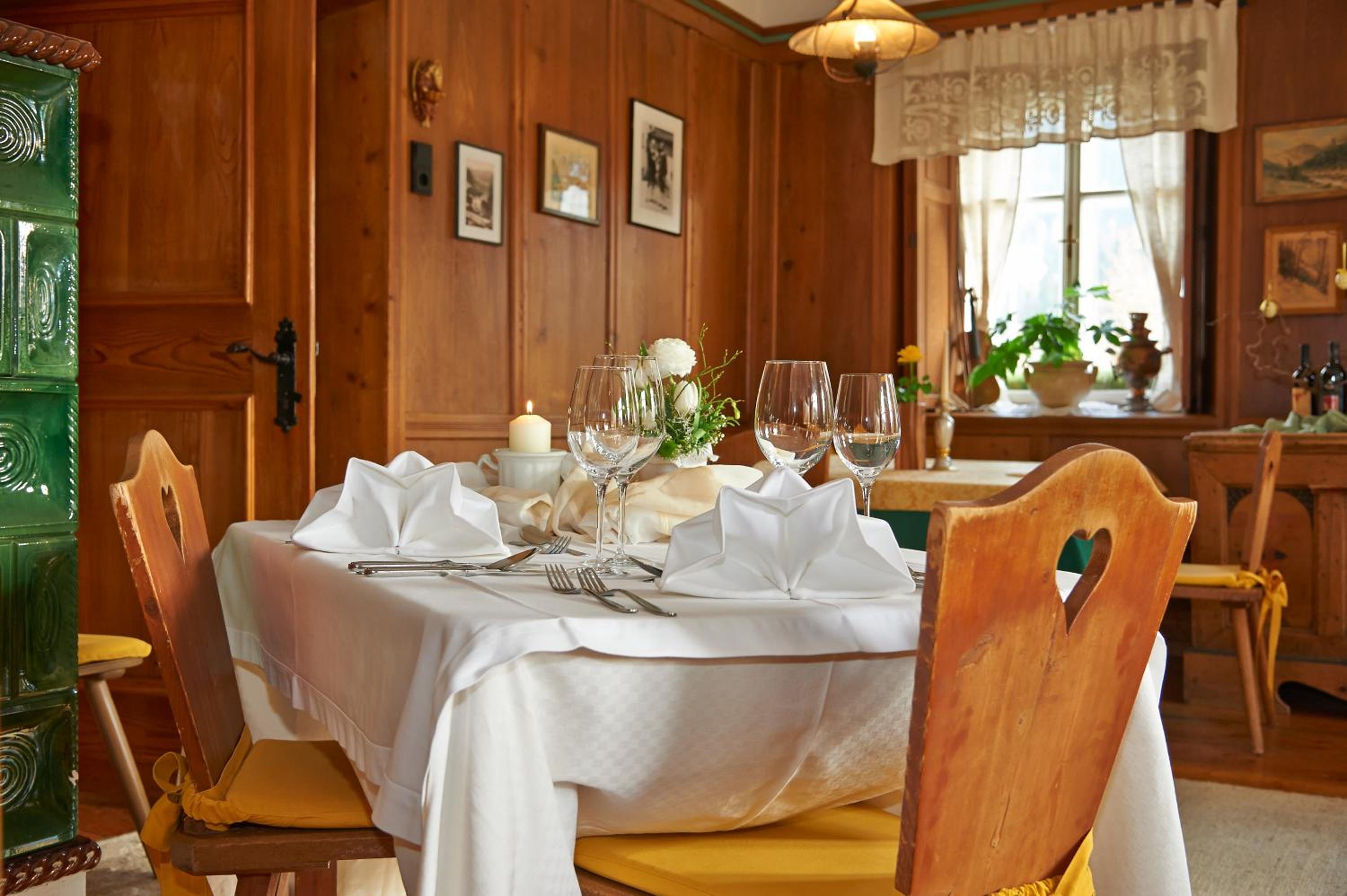 restaurant