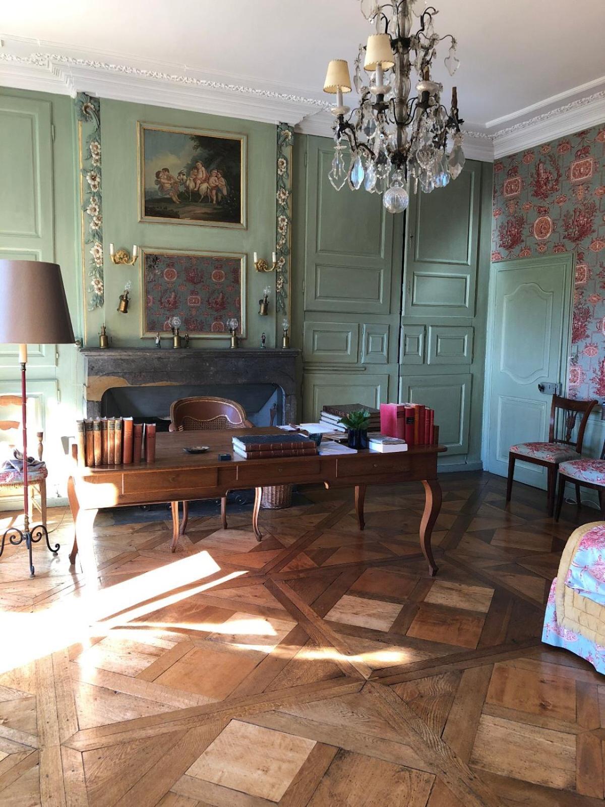 Photo 8