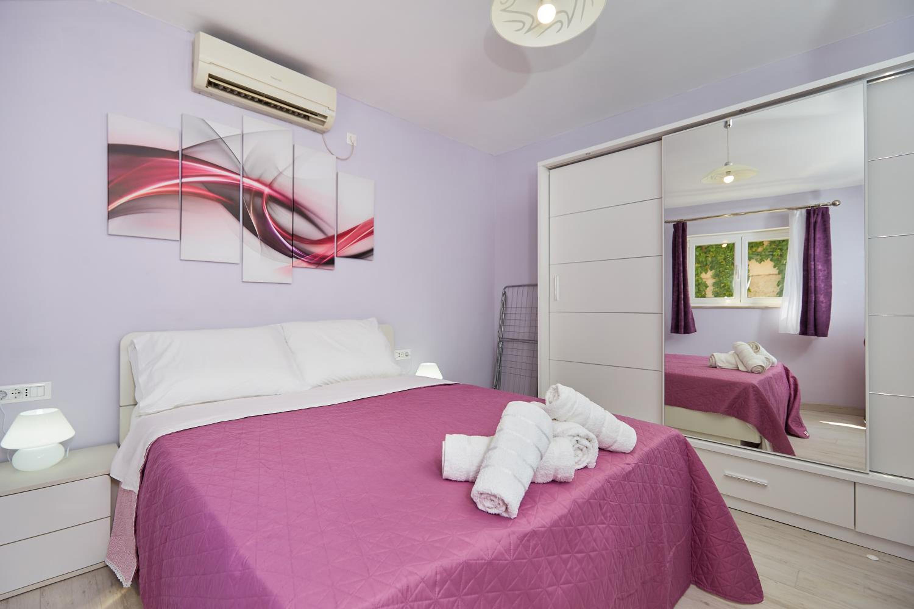 Apartments Kolorina