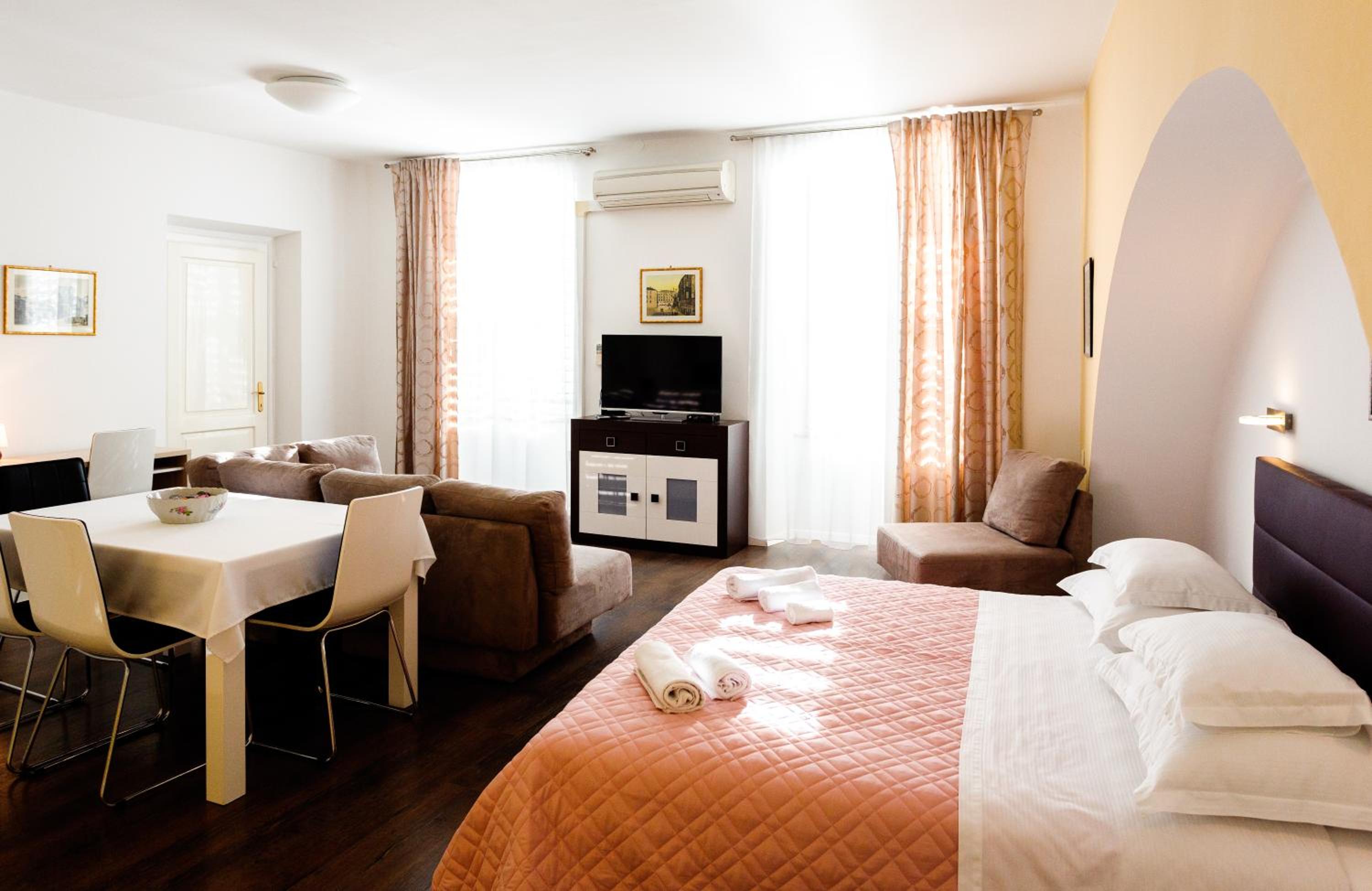 Apartments Fortezza view 4