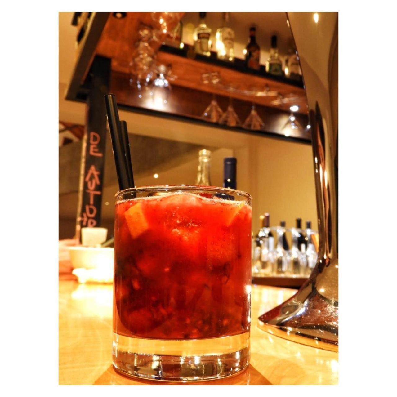 bar