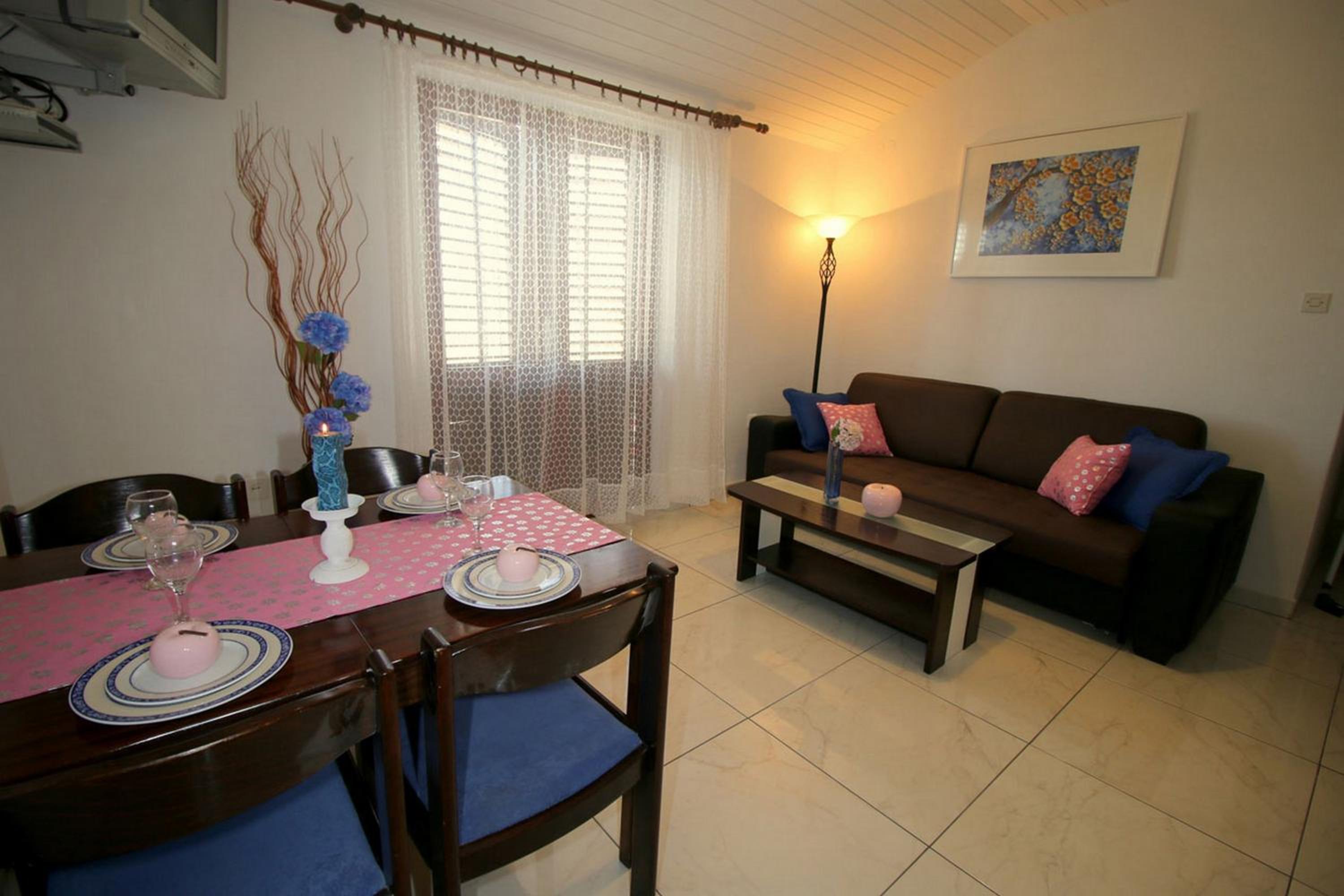 Villa Renipol Adults only