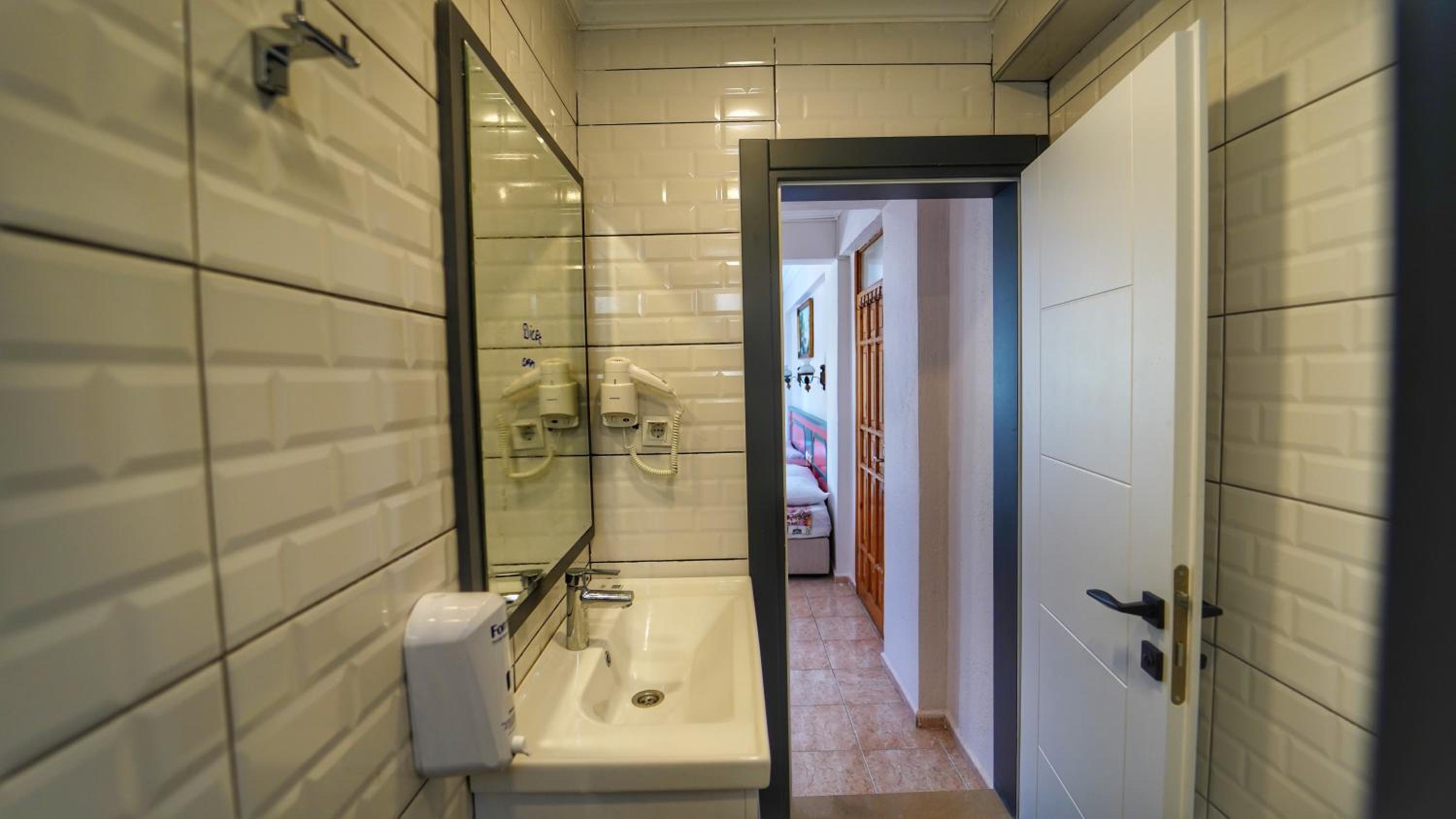 Yücel Otel - Image 115