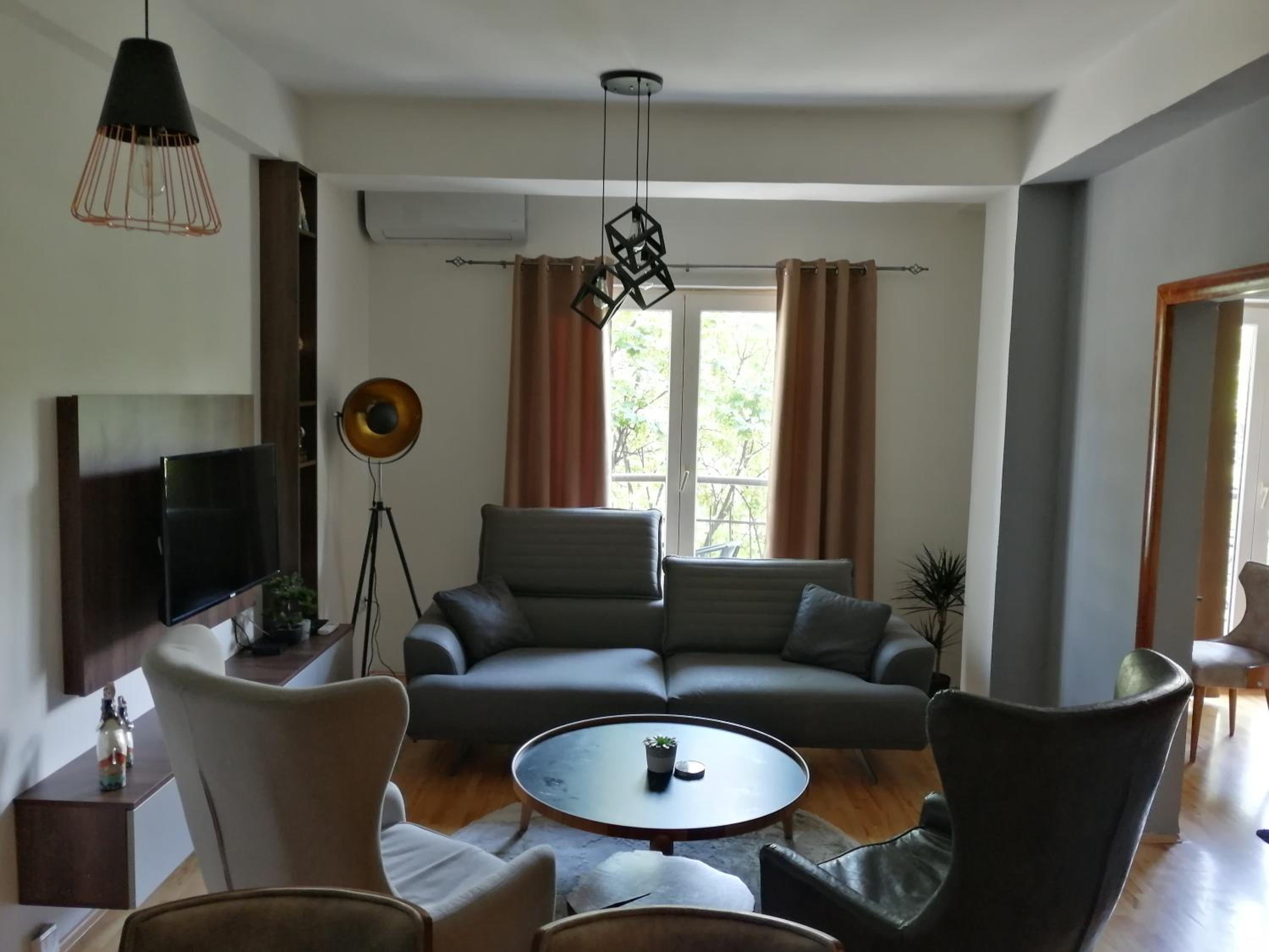 Central Pearl Apartment view 4