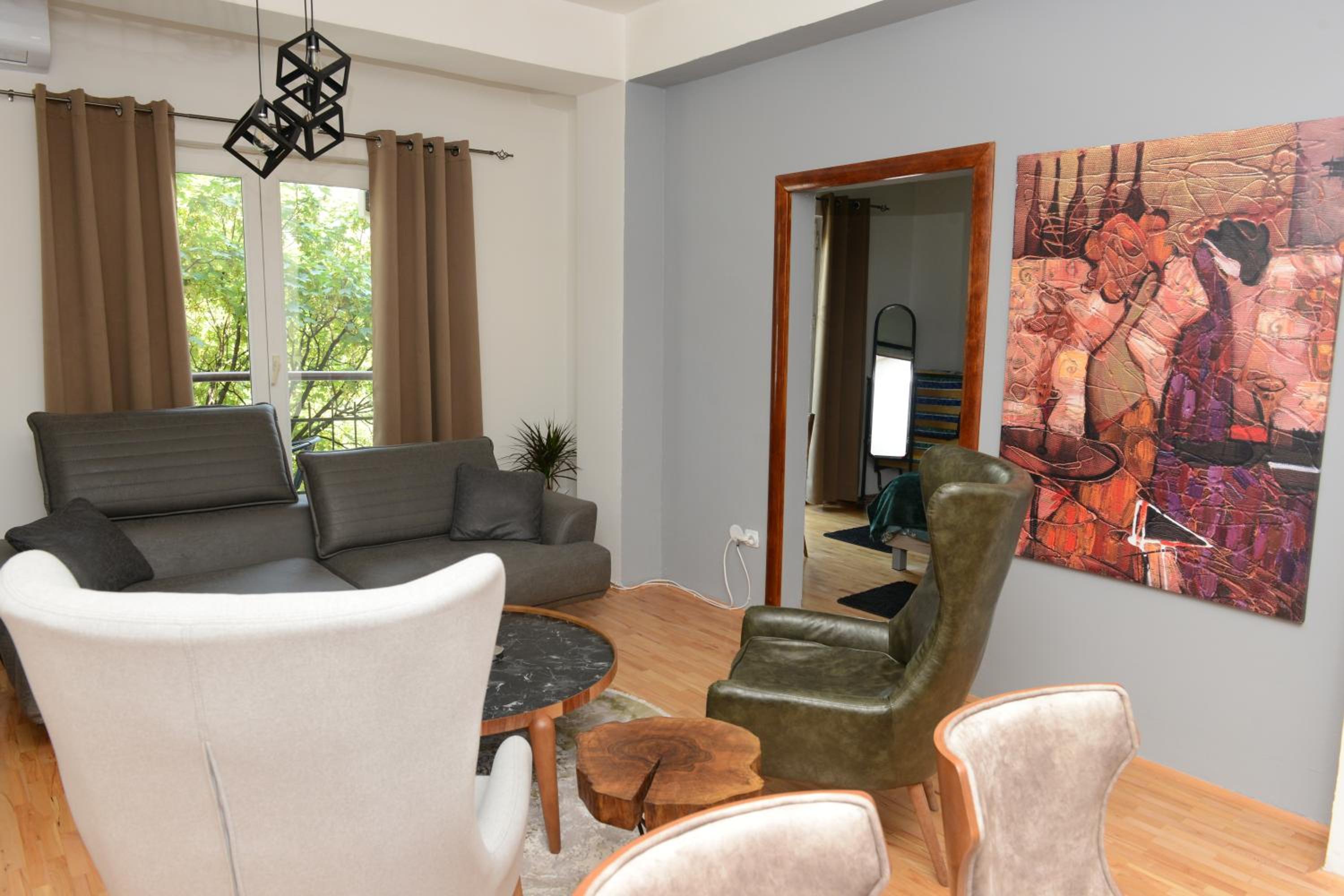 Central Pearl Apartment view 2
