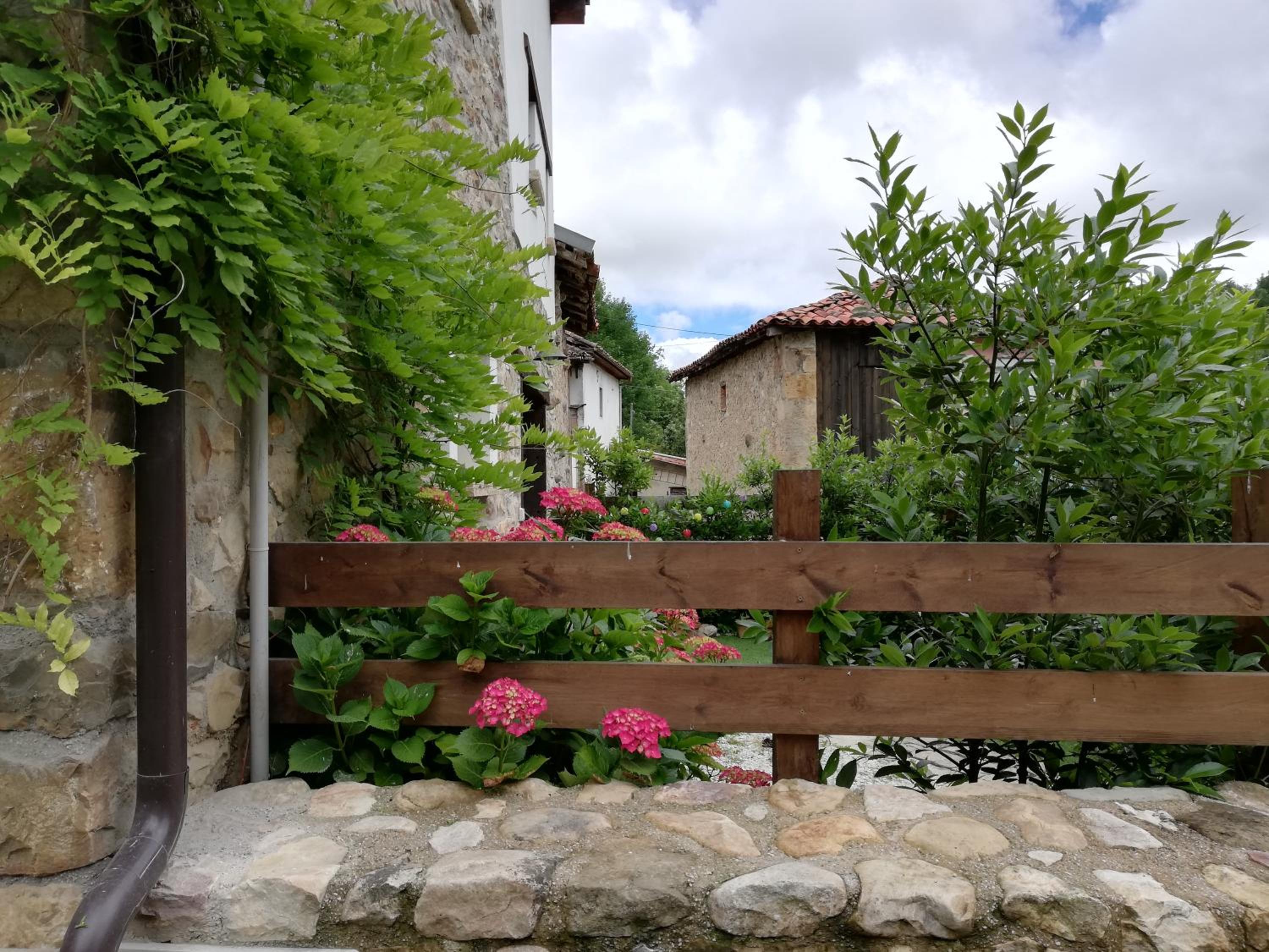 El jardín de los Llaureles photo 4