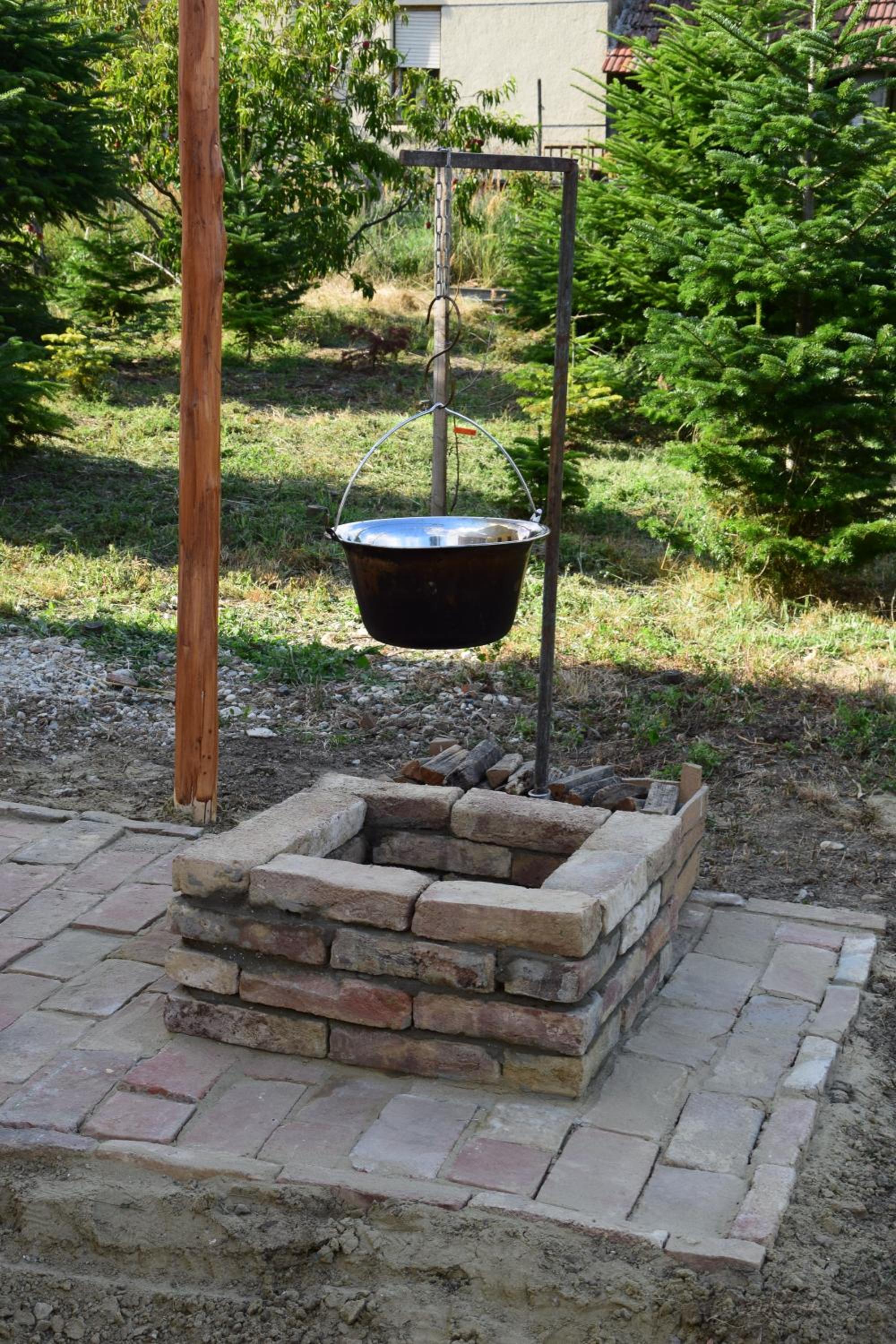 Porrogi Fenyő Vendégház view 2