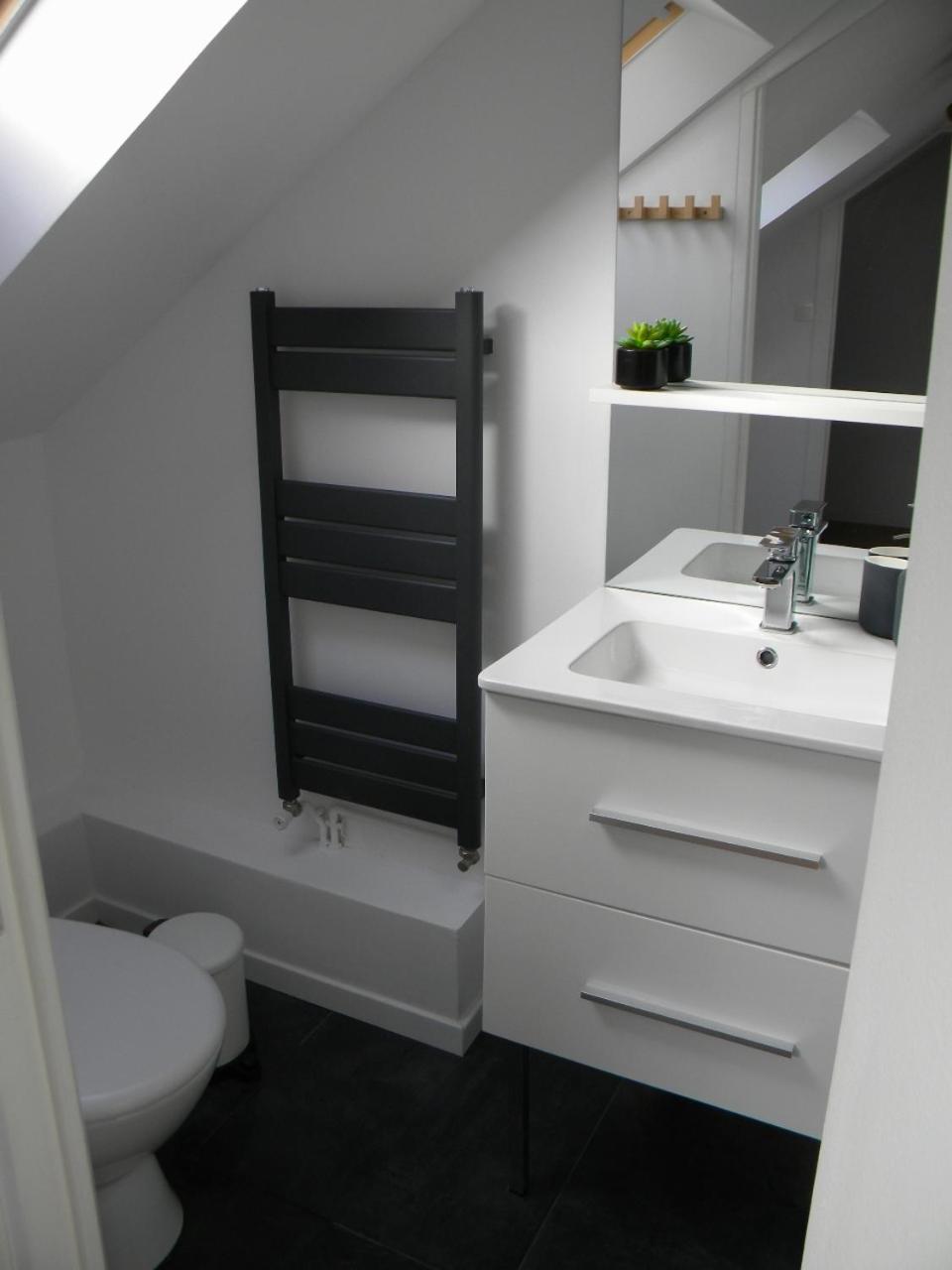 Apartment Lille - Proche métro - Stationnement gratuit view 4