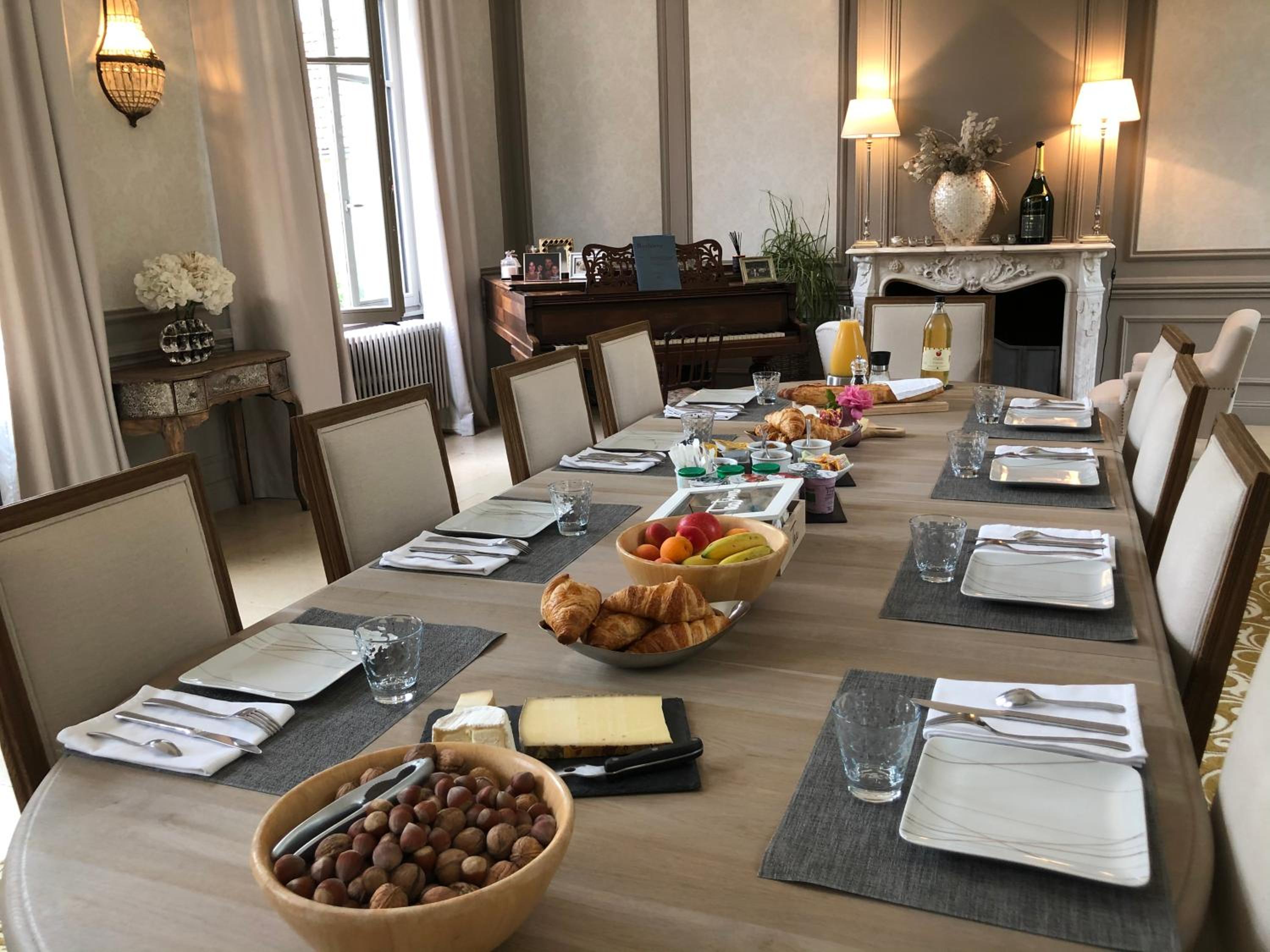 Le Château d'Hermonville B&B / Chambres d'hôtes