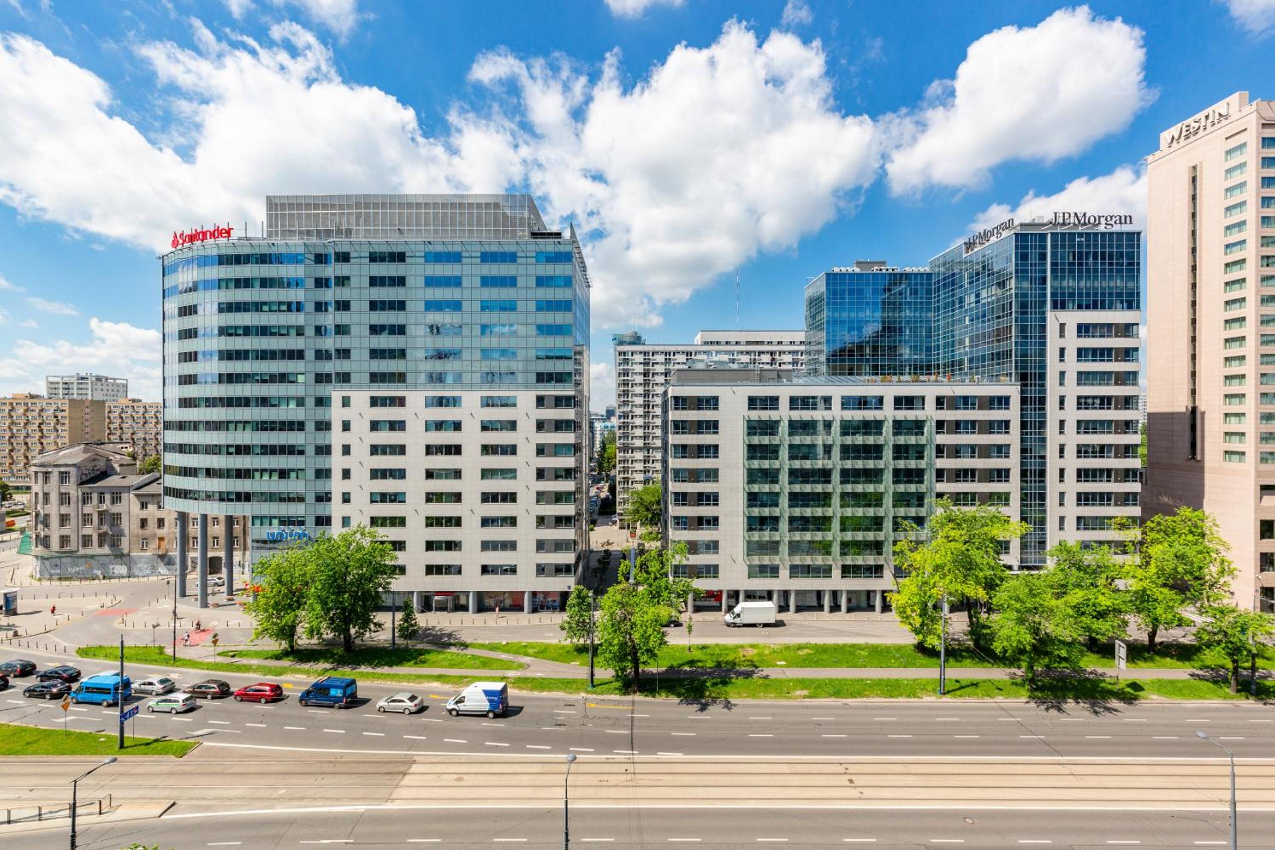 Warsaw Central Apartments by Renters