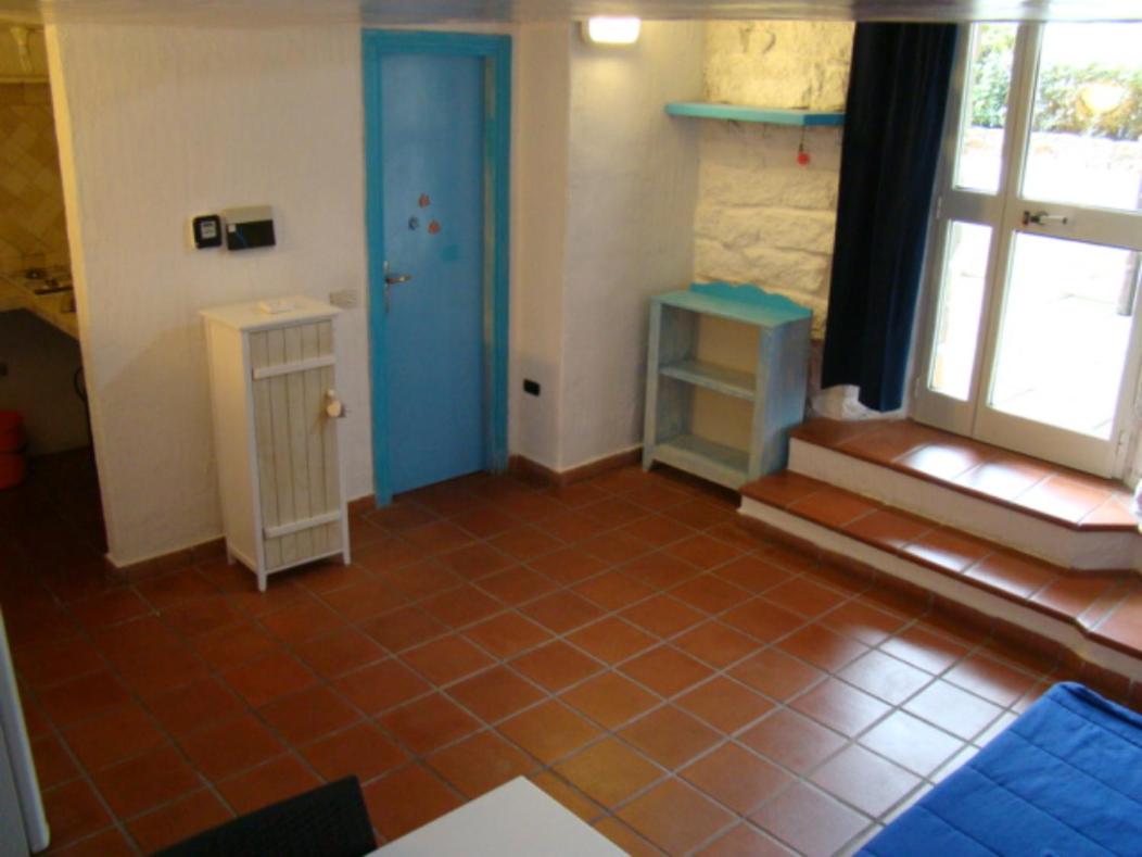 Palau Flat photo 5