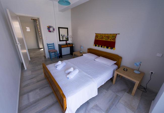 Katapola Vekris apartments — photo 4
