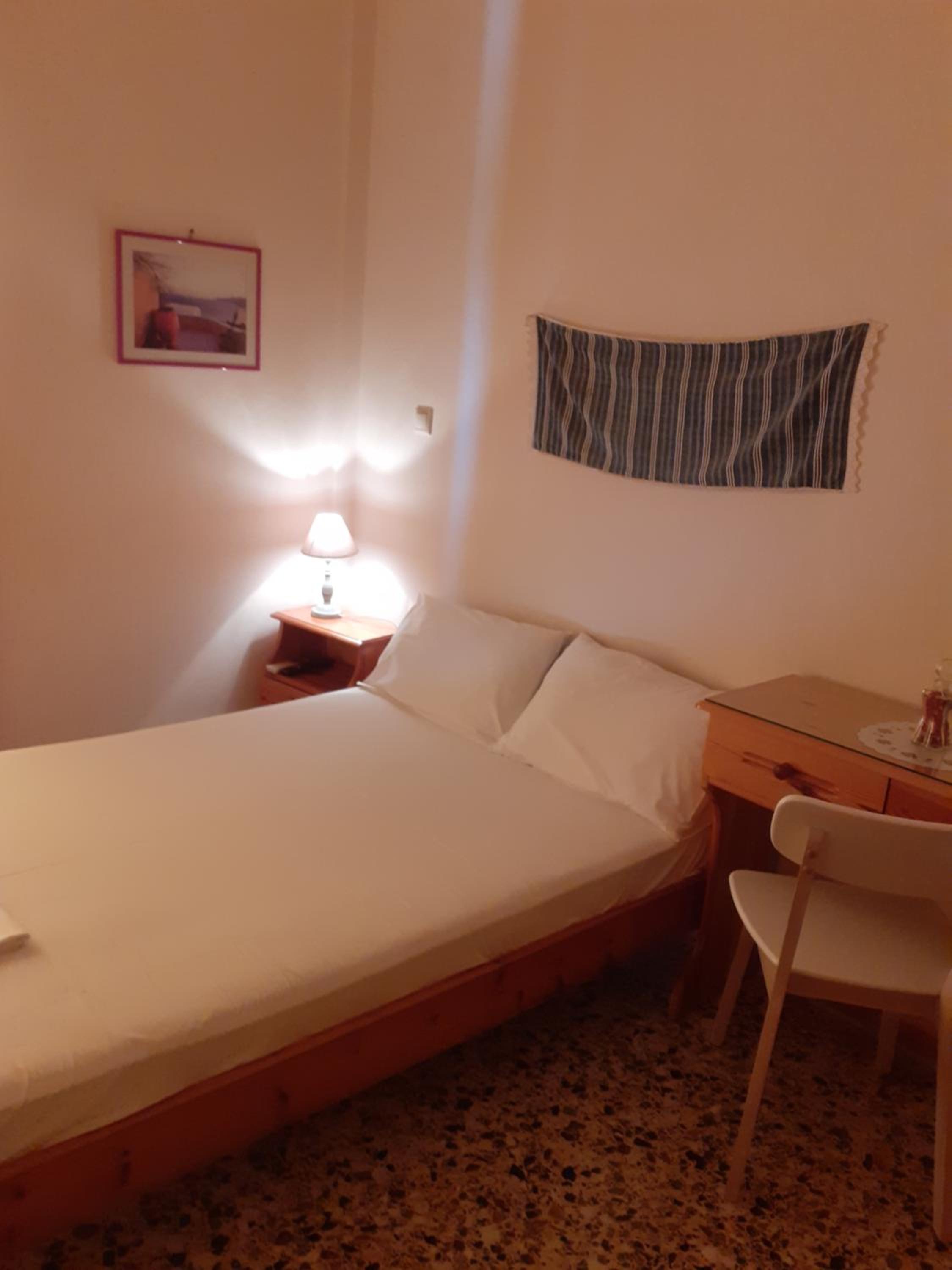 Kritikos Rooms
