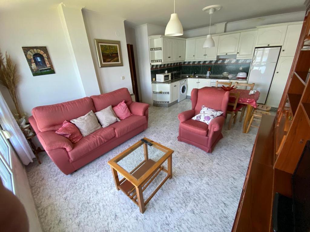 apartamento con vistas al mar y la montaña photo 4