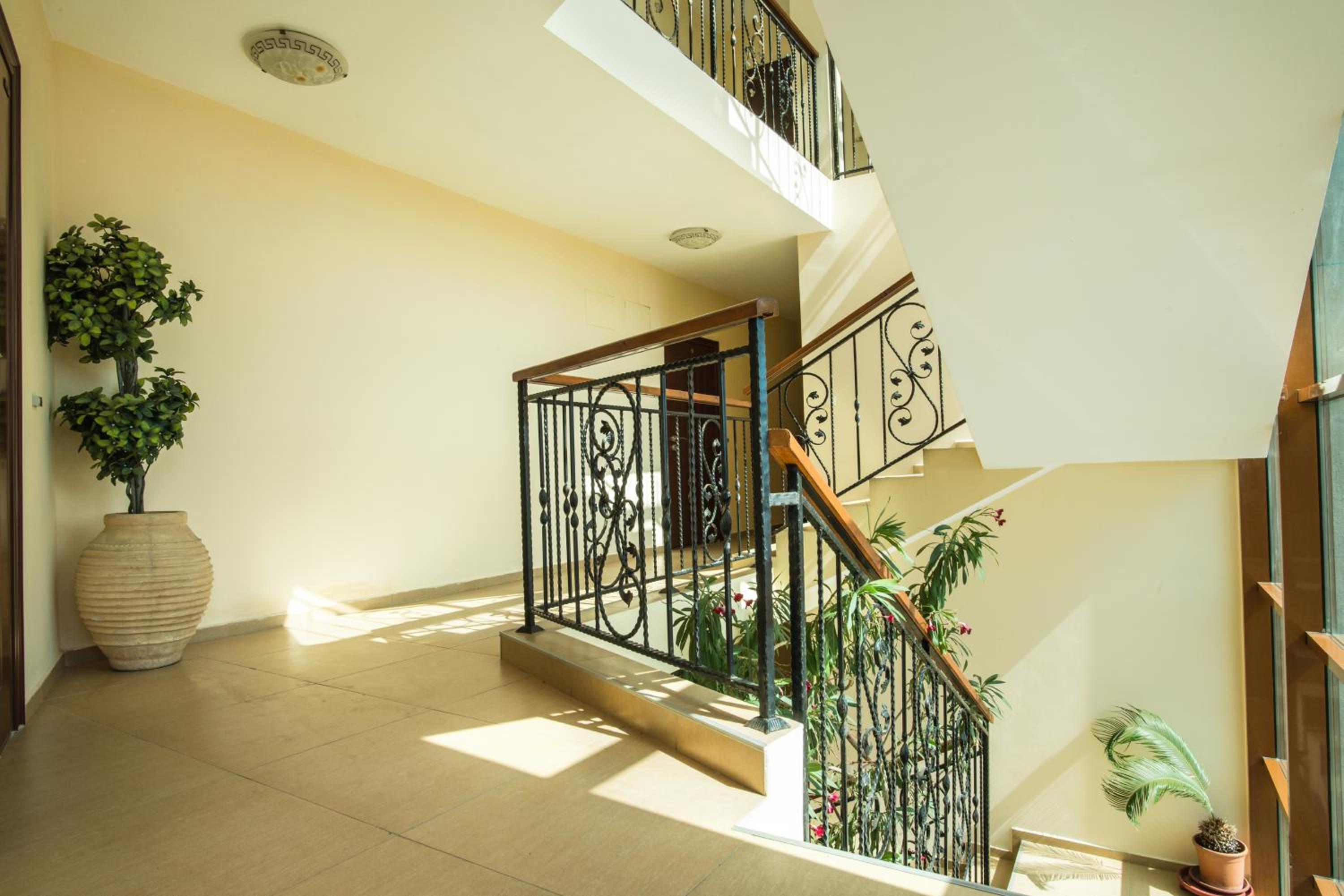 Zafi Apartments