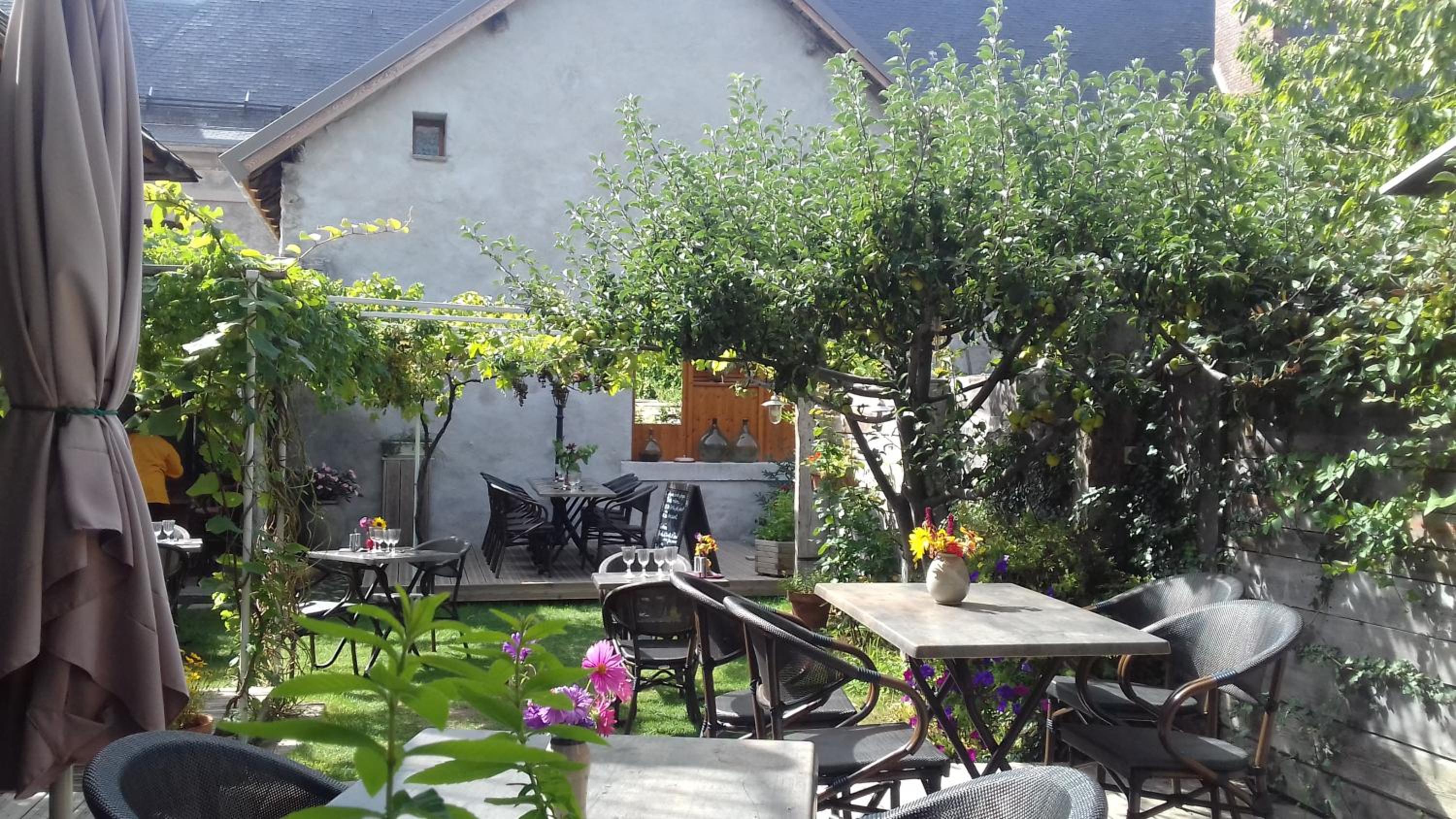 Le Galet "Chez Jacquie et Fifi" view 2