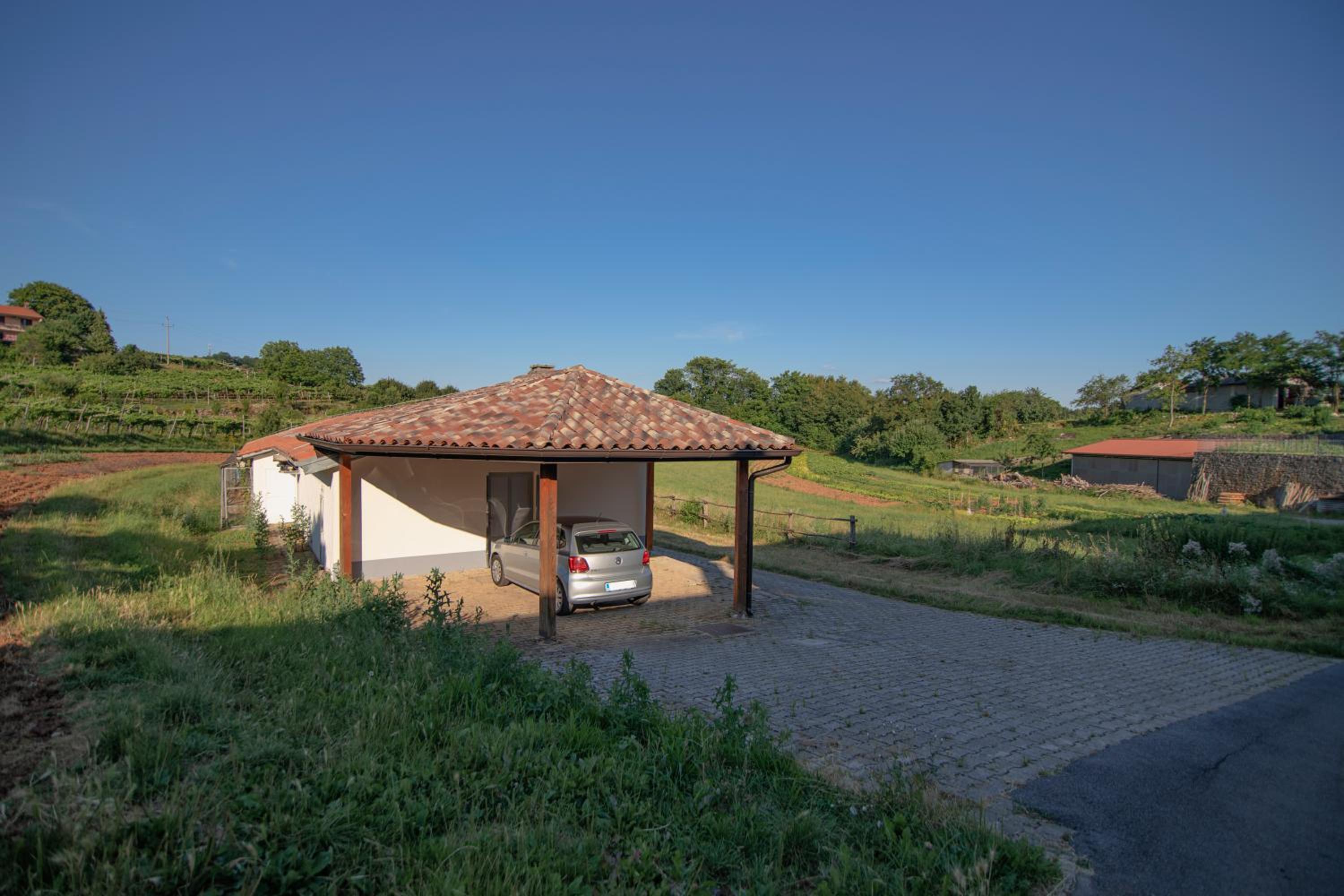 Apartment Ana - Karst Cycling Paradise