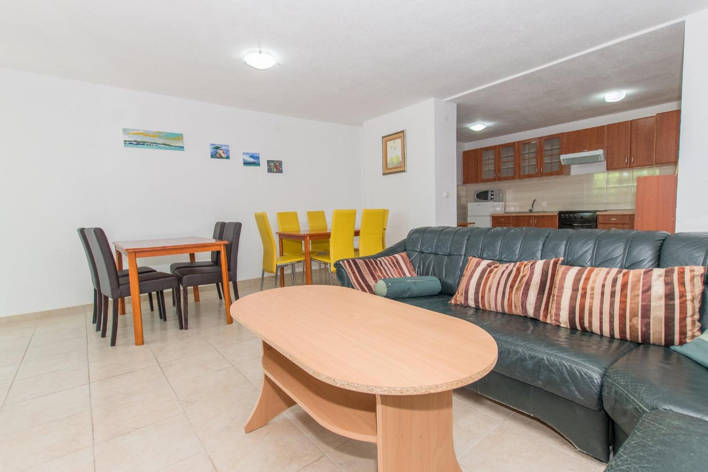 Villa Ozzi with 9 bedrooms & private Pool