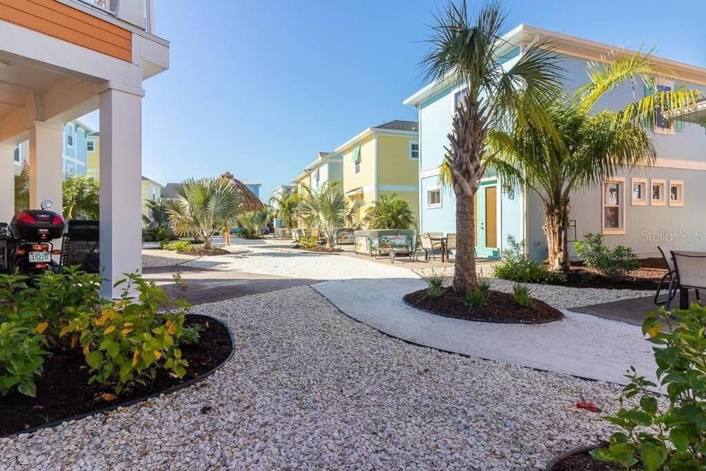 Vista Lago Margaritaville ,Orlando ,Private pool and Hottub ,Best price guaranteed