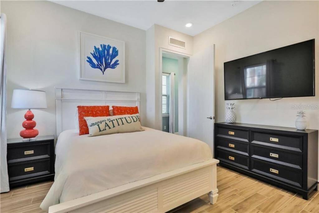 Vista Lago Margaritaville ,Orlando ,Private pool and Hottub ,Best price guaranteed