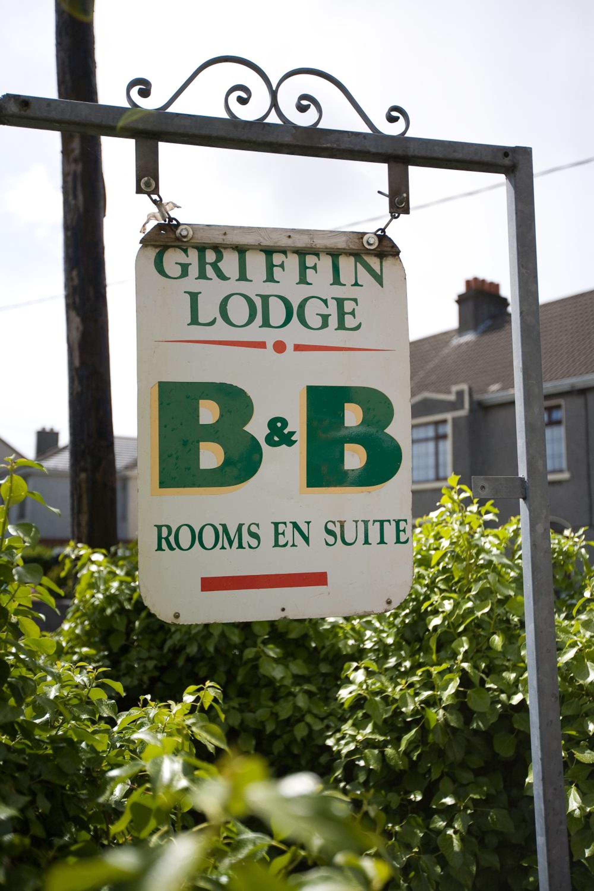 Griffin Lodge Guesthouse view 5